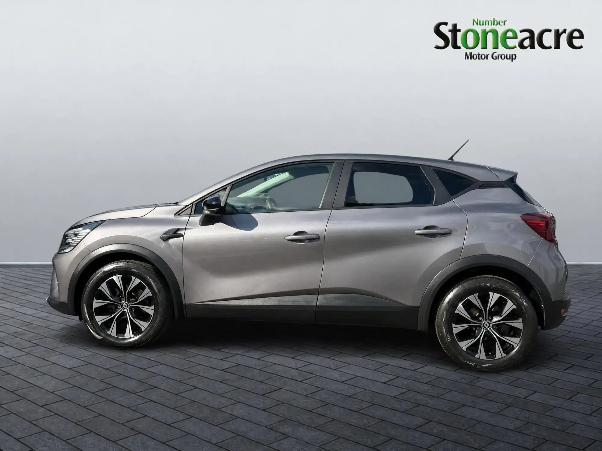 Renault Captur E-Tech Image 6