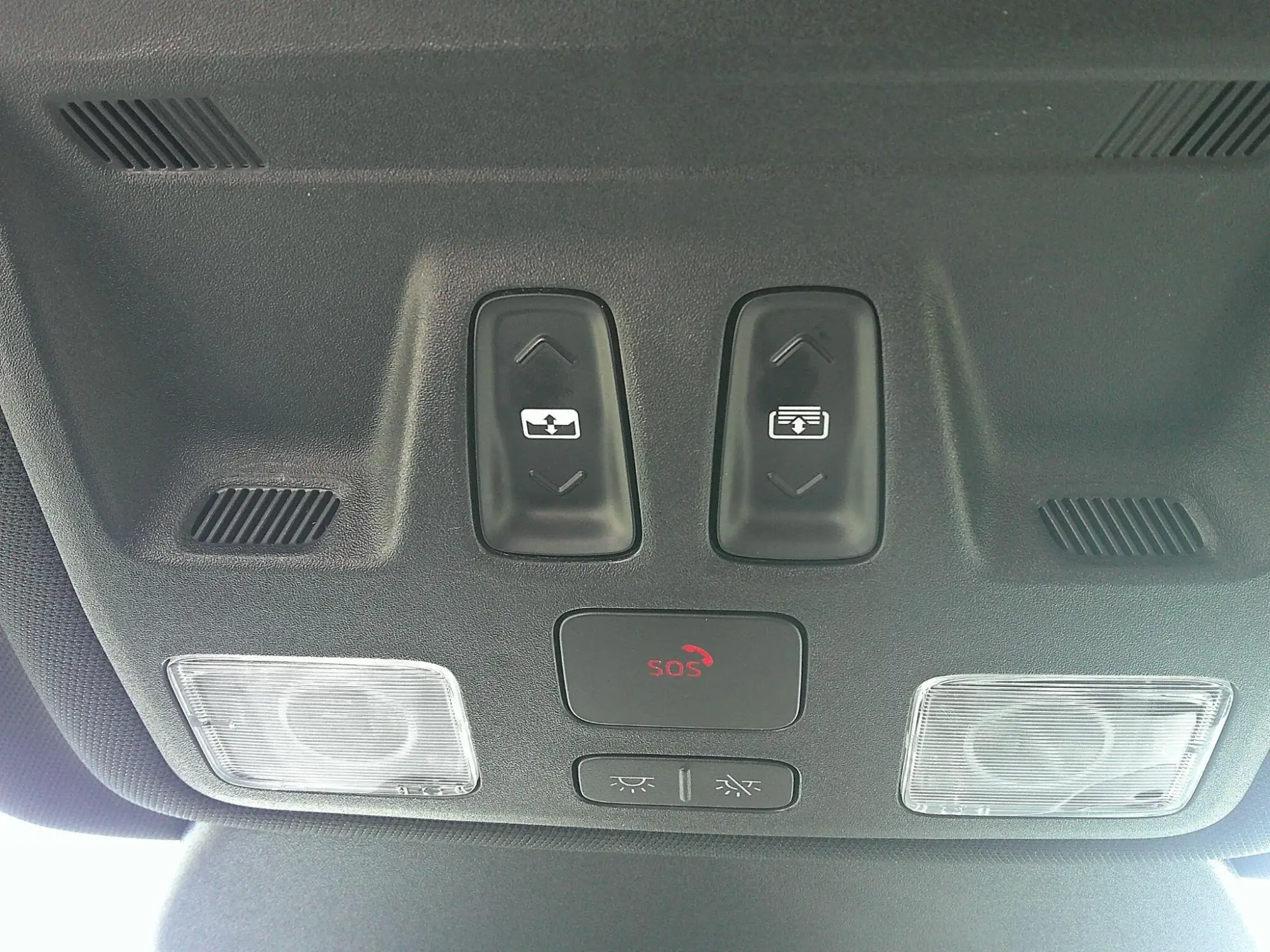 Ford Kuga Plug-In Hybrid Image 19 Ford Kuga Plug-In Hybrid Image 19
