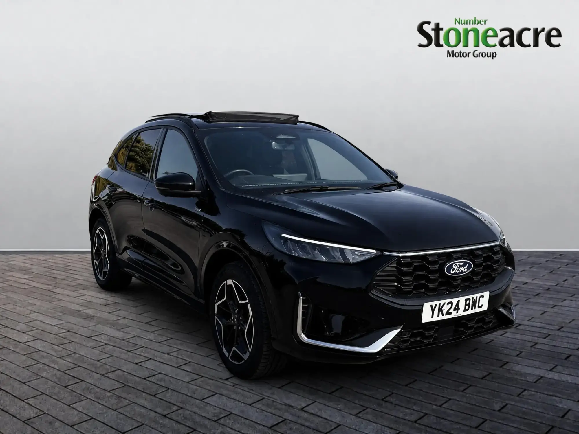 Ford Kuga Plug-In Hybrid Image 1