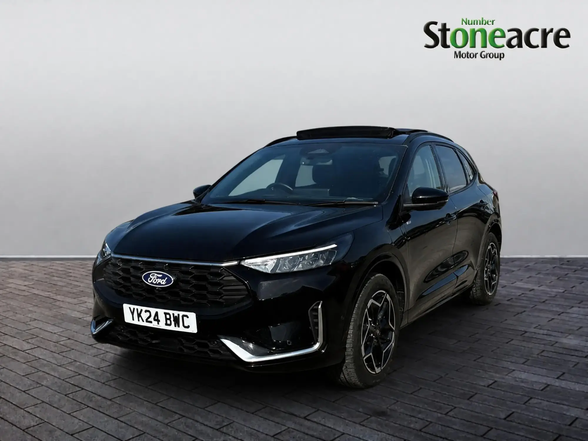 Ford Kuga Plug-In Hybrid Image 3