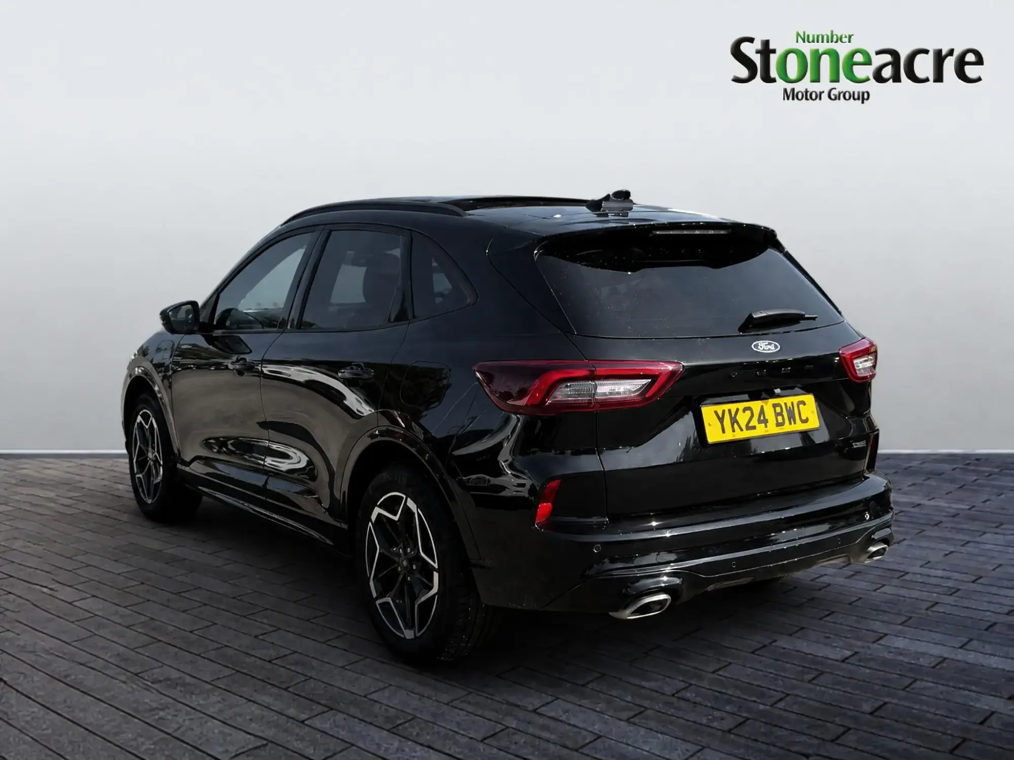 Ford Kuga Plug-In Hybrid Image 4