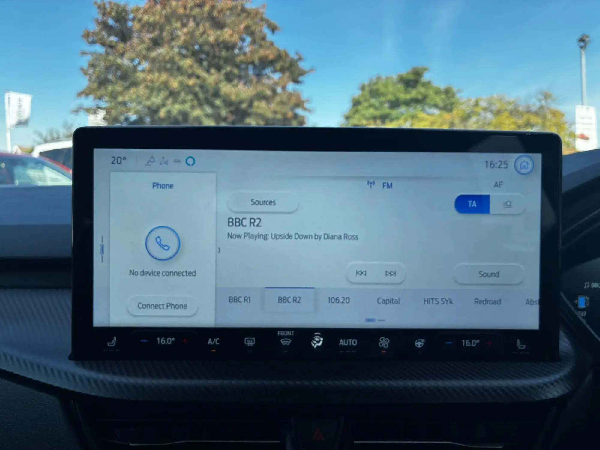 Ford Kuga Plug-In Hybrid Image 32