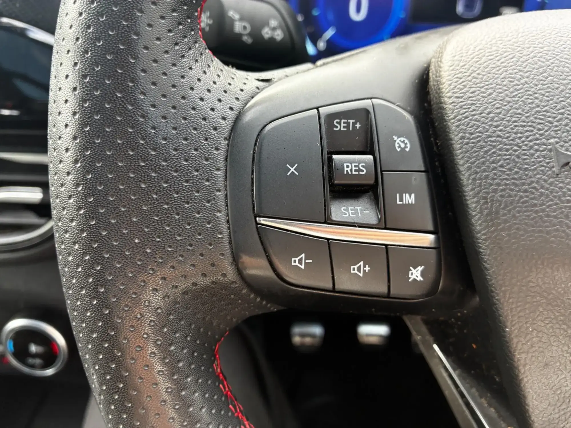 Ford Kuga Image 11 Ford Kuga Image 11