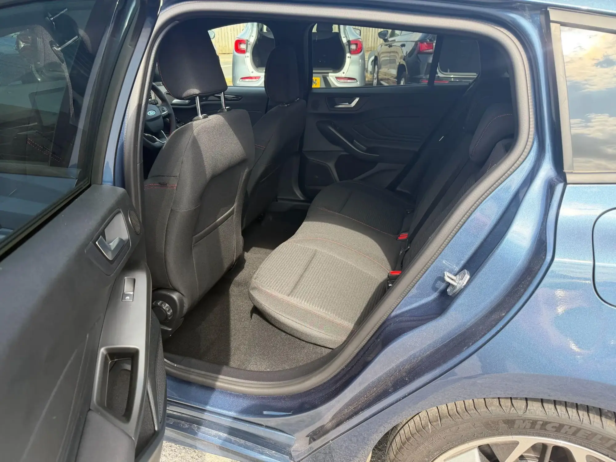 Ford Focus Image 16 Ford Focus Image 16