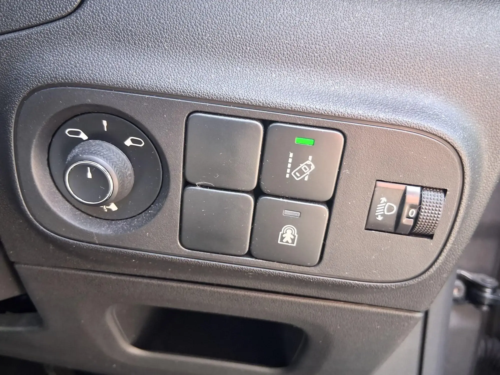 Citroen C3 Image 15 Citroen C3 Image 15
