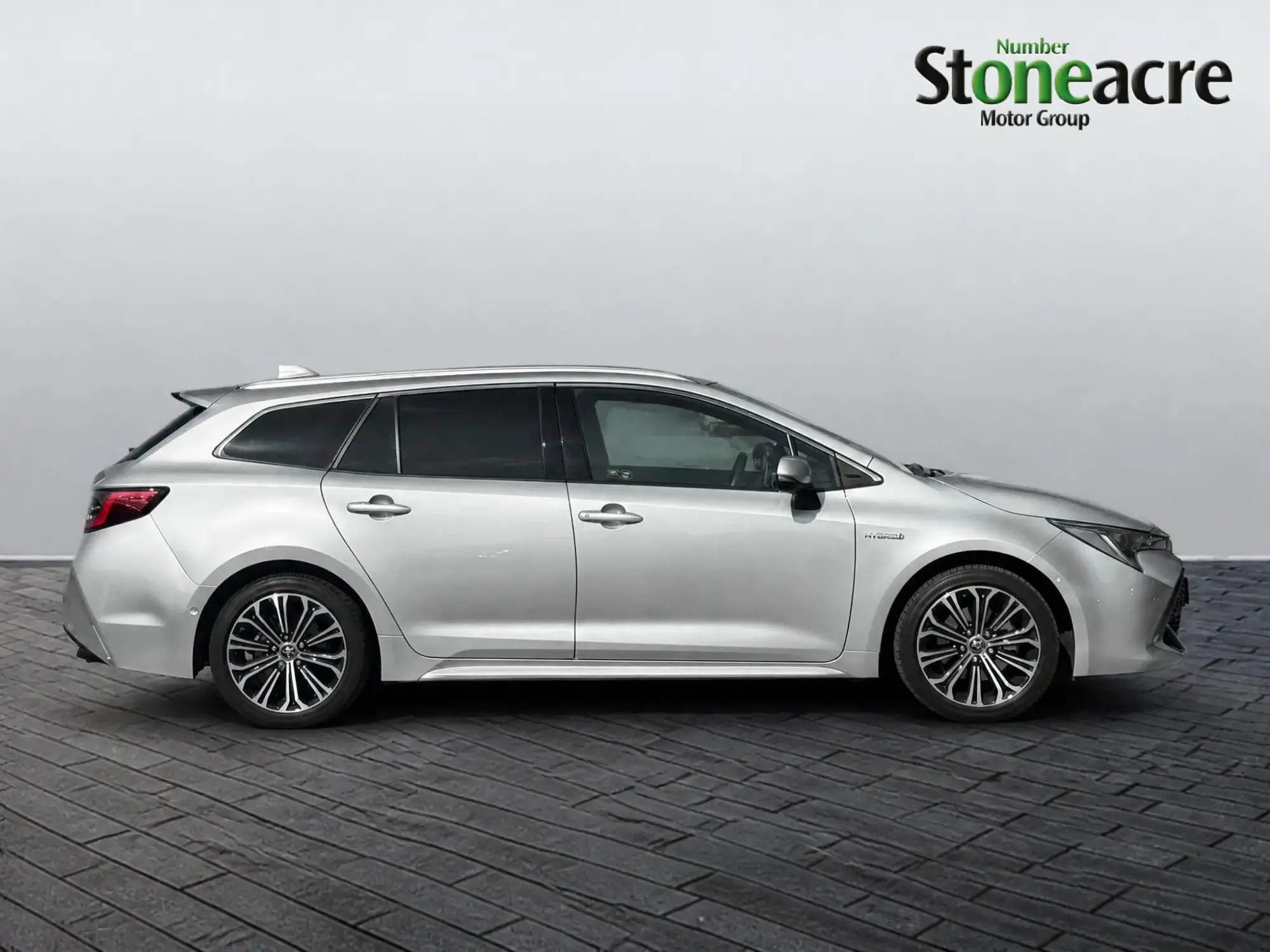Toyota Corolla Touring Sports Image 8