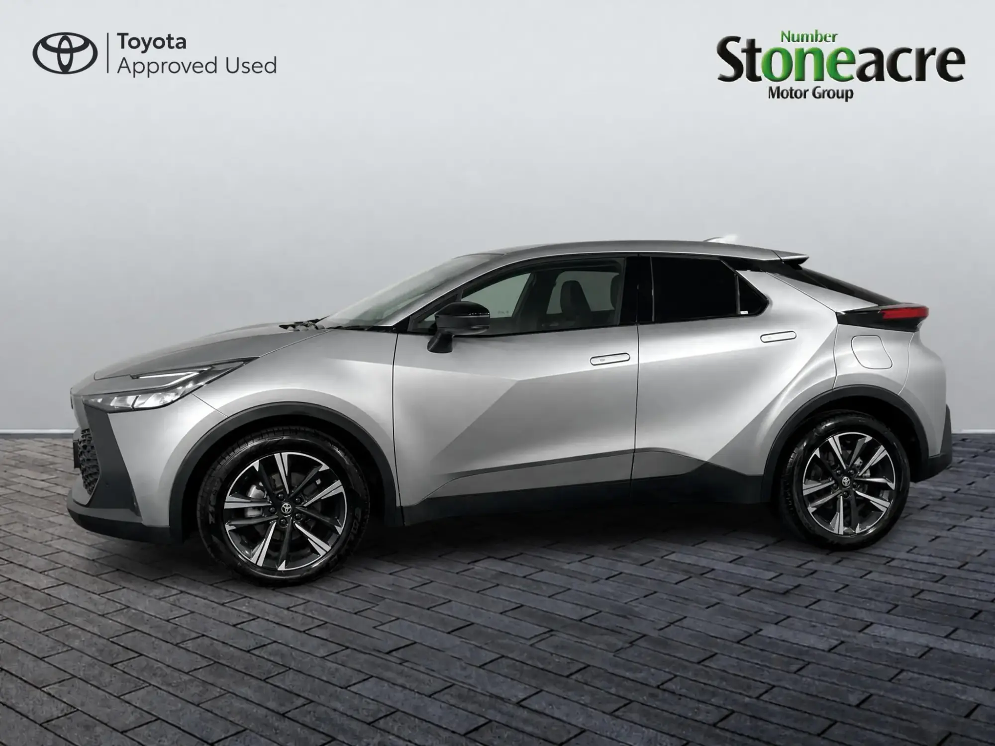Toyota C-HR Self-Charging Hybrid Image 6 Toyota C-HR Self-Charging Hybrid Image 6