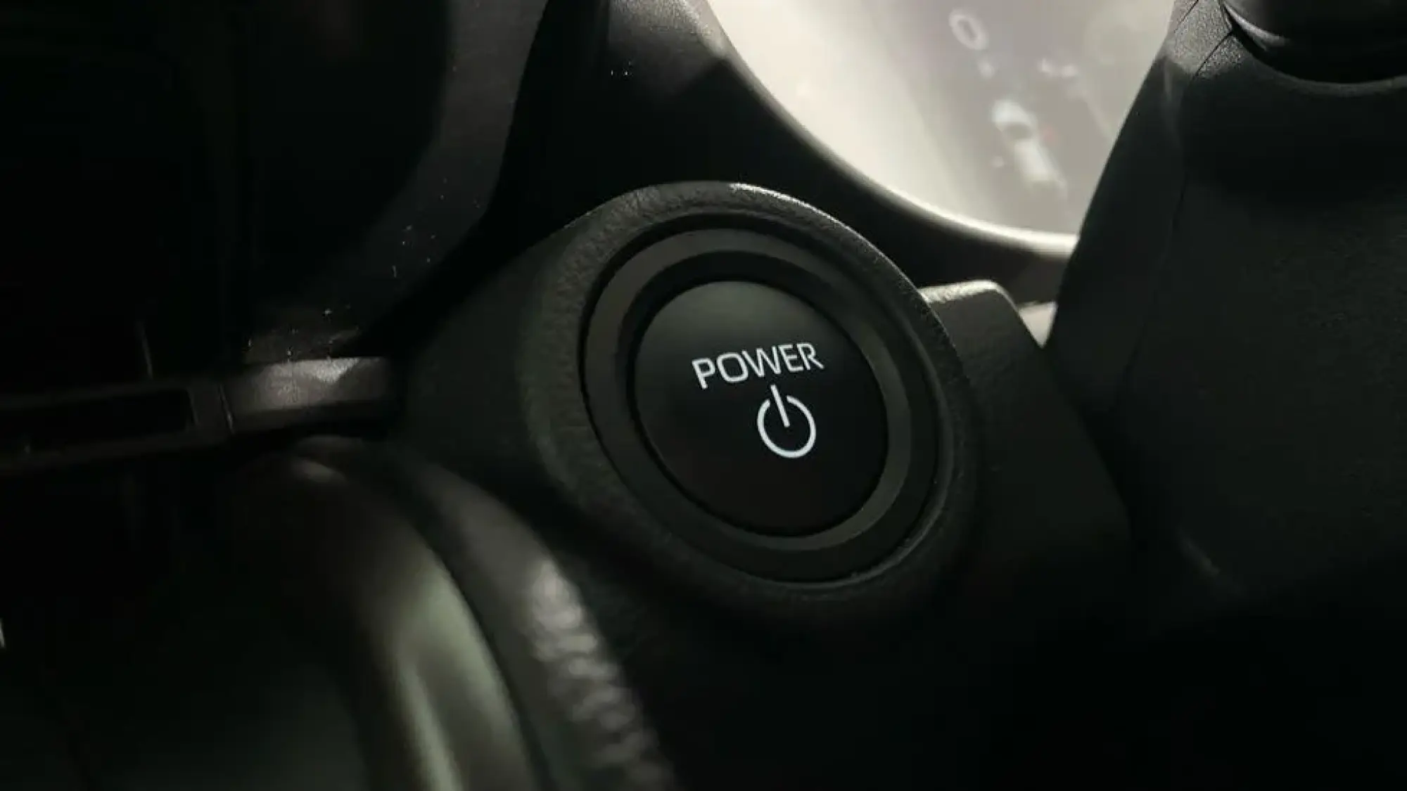 Toyota C-HR Self-Charging Hybrid Image 22 Toyota C-HR Self-Charging Hybrid Image 22