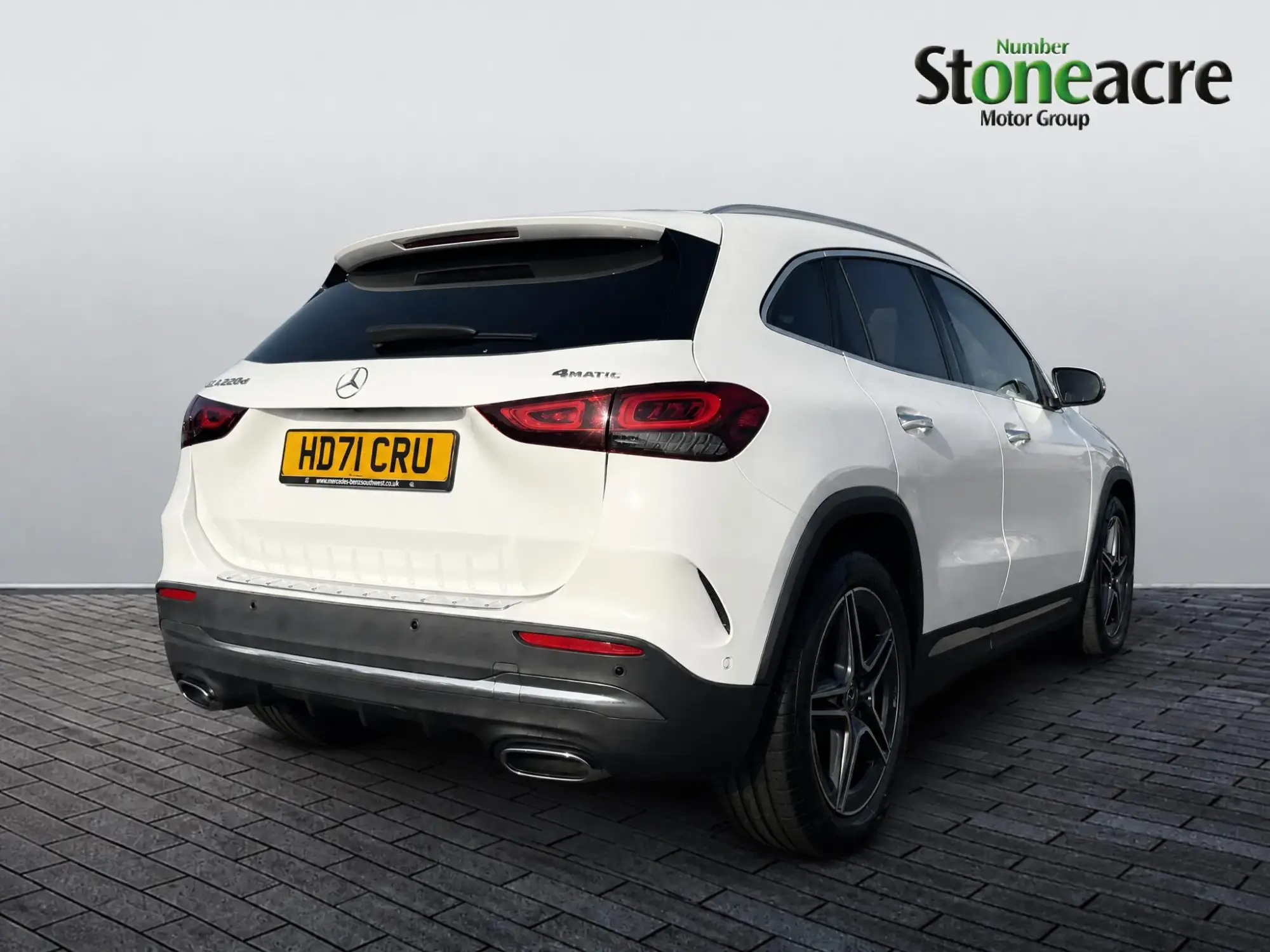 Mercedes-Benz GLA Image 3