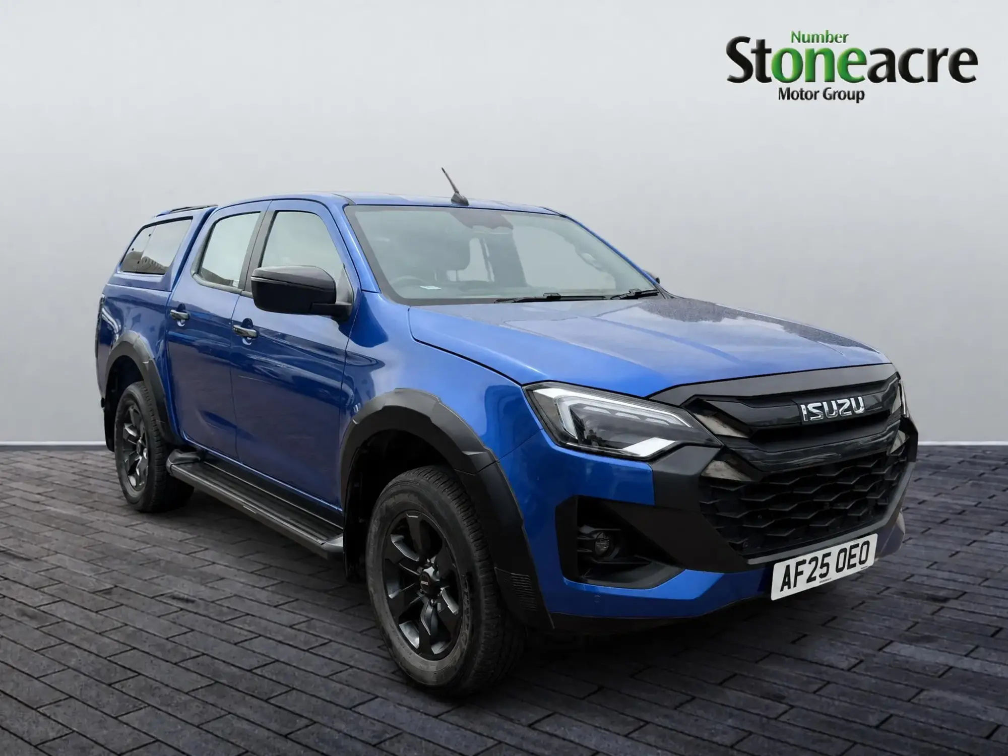 Isuzu D-Max 1.9 TD V-Cross 4WD Euro 6 (s/s) 4dr AF25OEO Image 1
