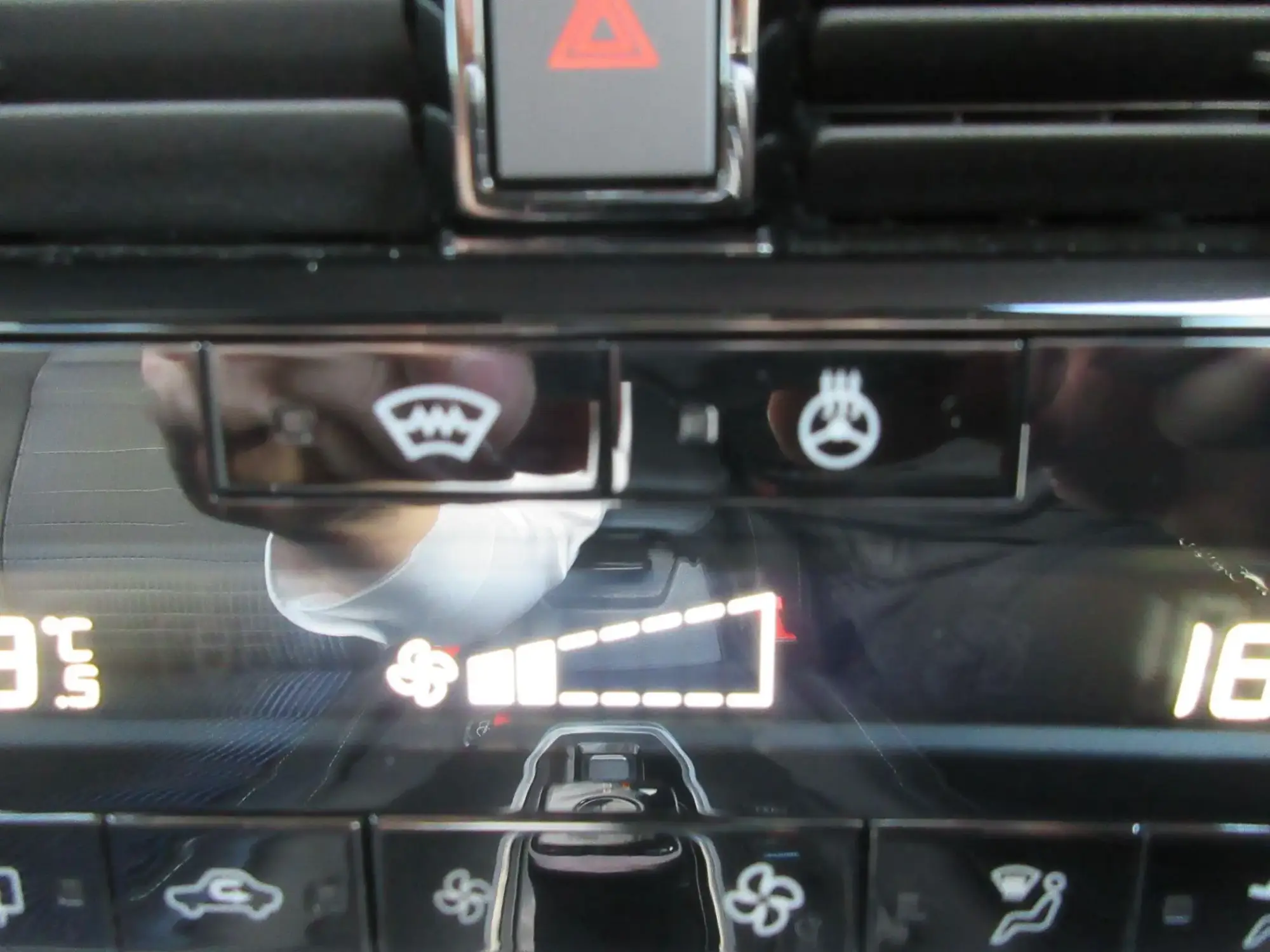 Nissan Qashqai e-Power Image 25 Nissan Qashqai e-Power Image 25