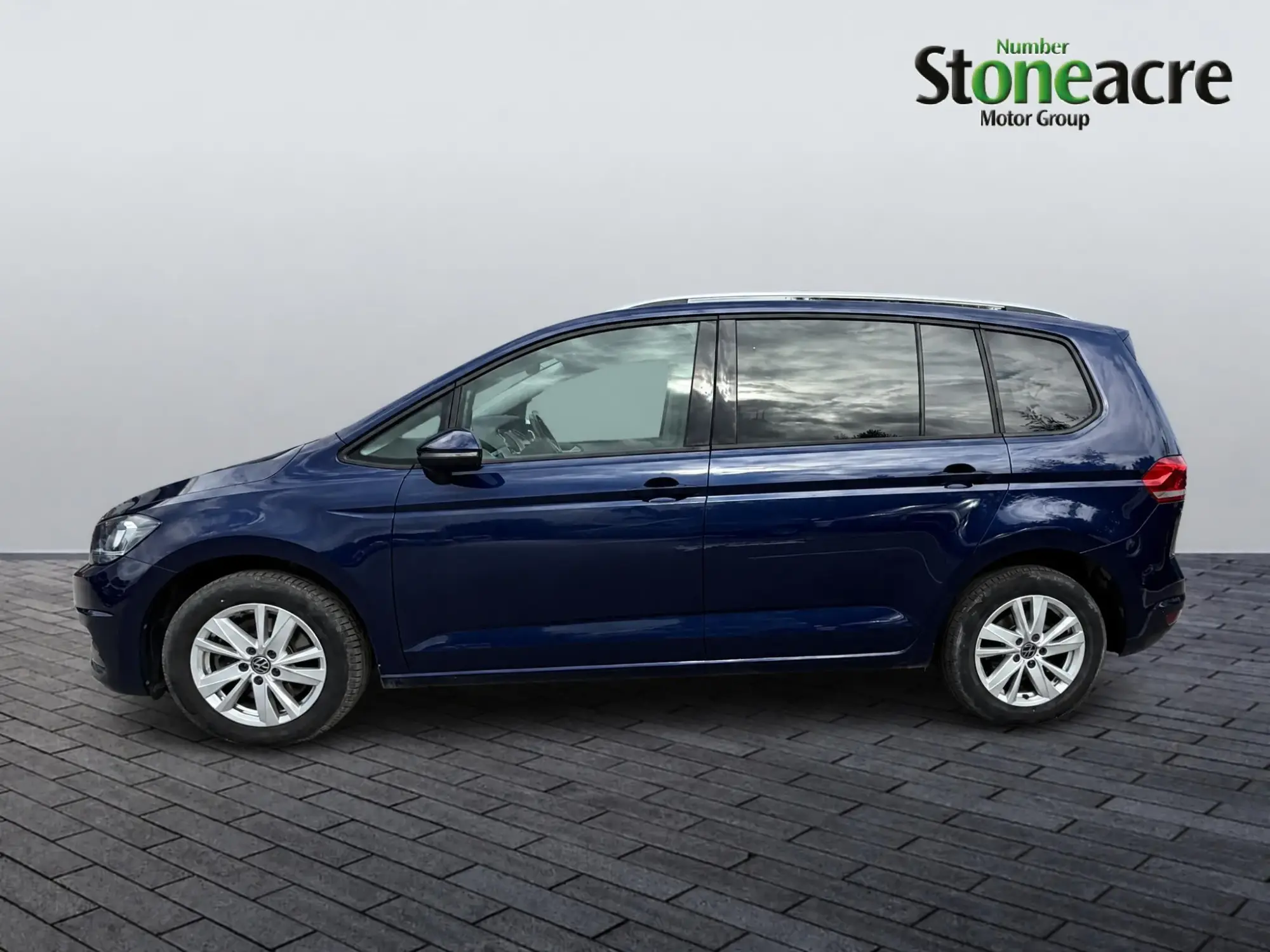 Volkswagen Touran Image 5 Volkswagen Touran Image 5