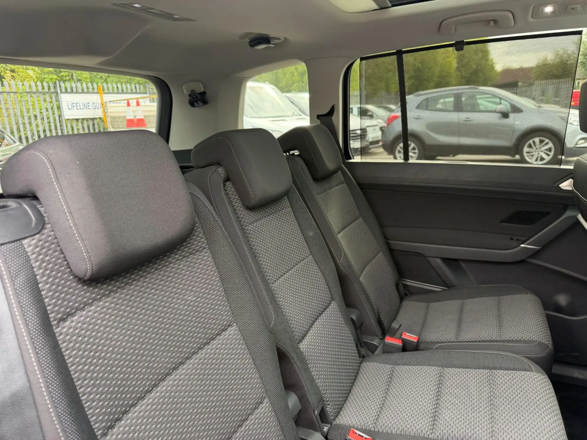 Volkswagen Touran Image 13 Volkswagen Touran Image 13