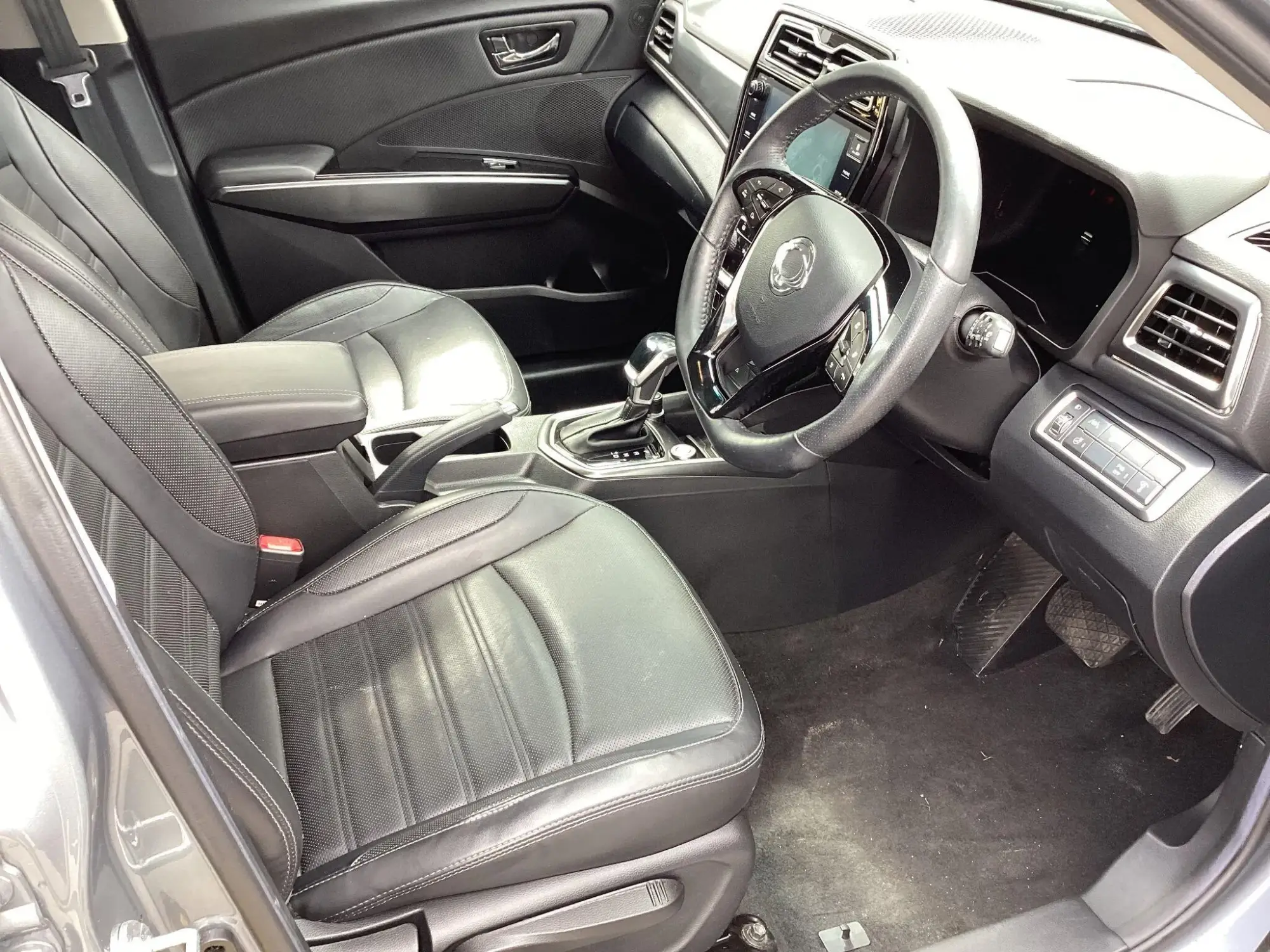 SSangyong Tivoli Image 8