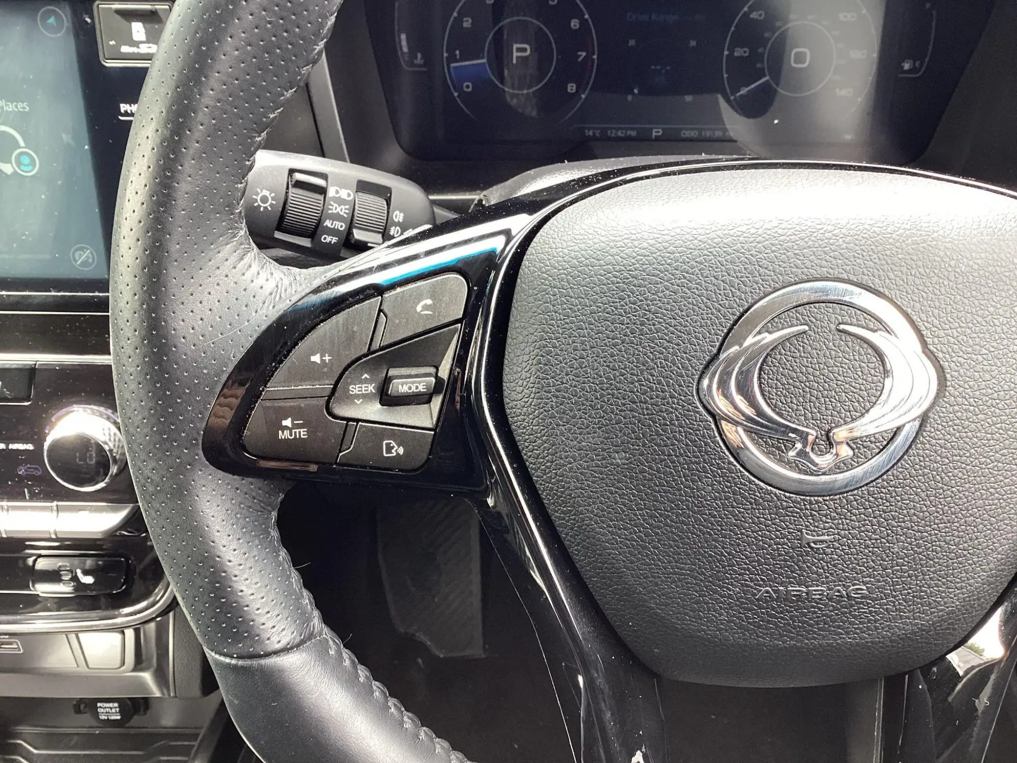 SSangyong Tivoli Image 11