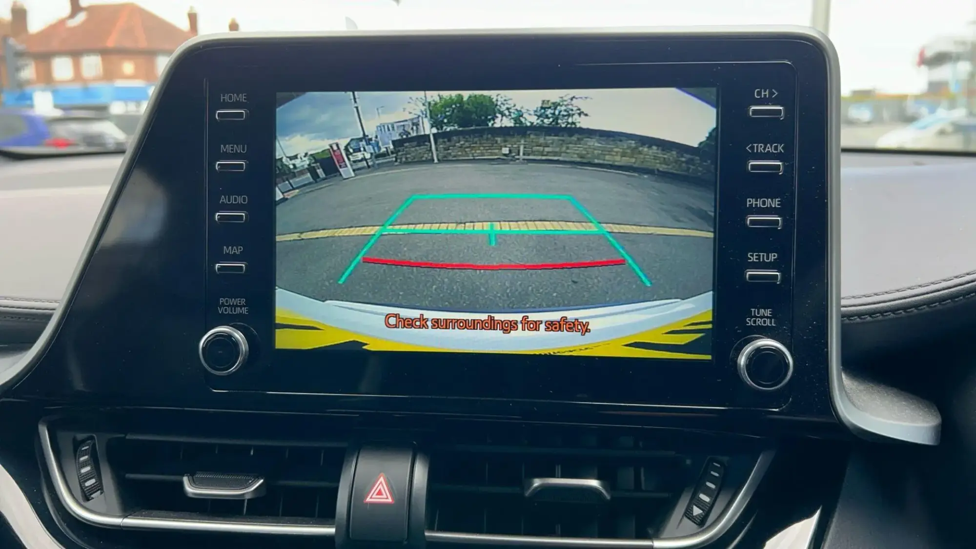 Toyota C-HR Self-Charging Hybrid Image 20