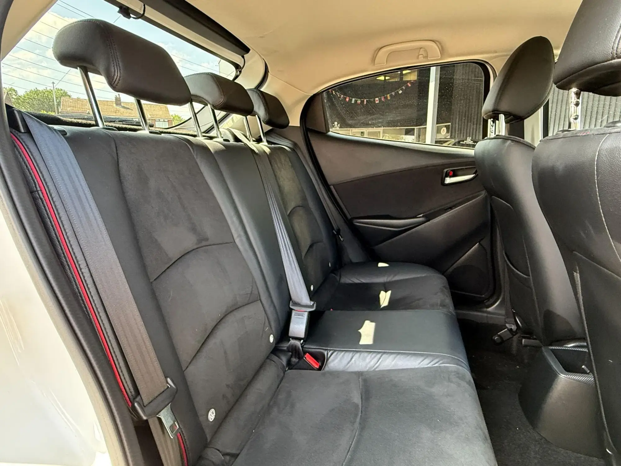 Mazda2 Image 16 Mazda2 Image 16