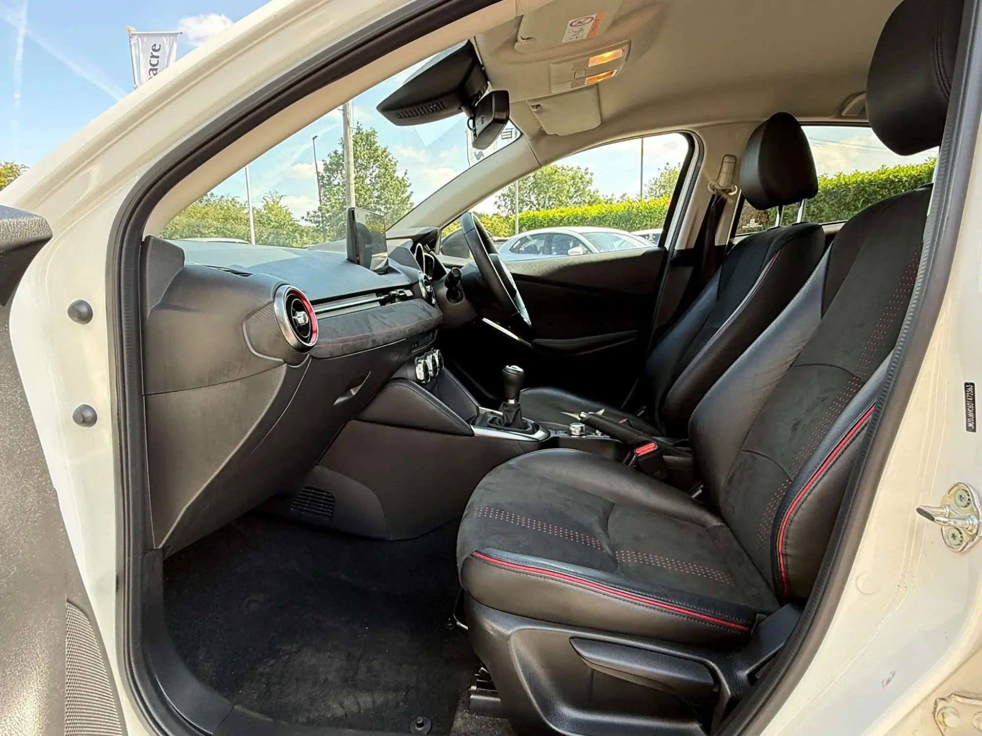 Mazda2 Image 33 Mazda2 Image 33