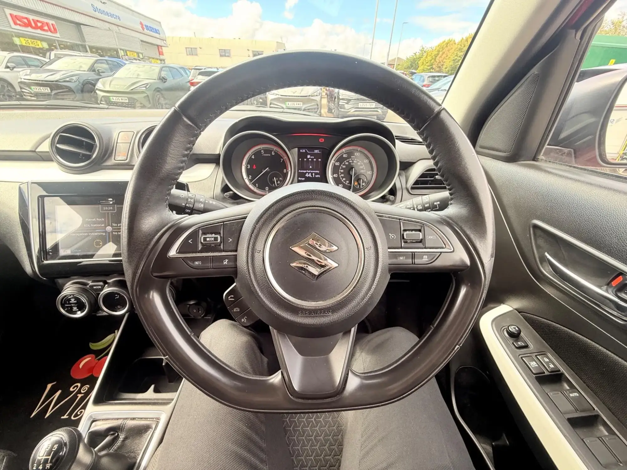 Suzuki Swift Image 11