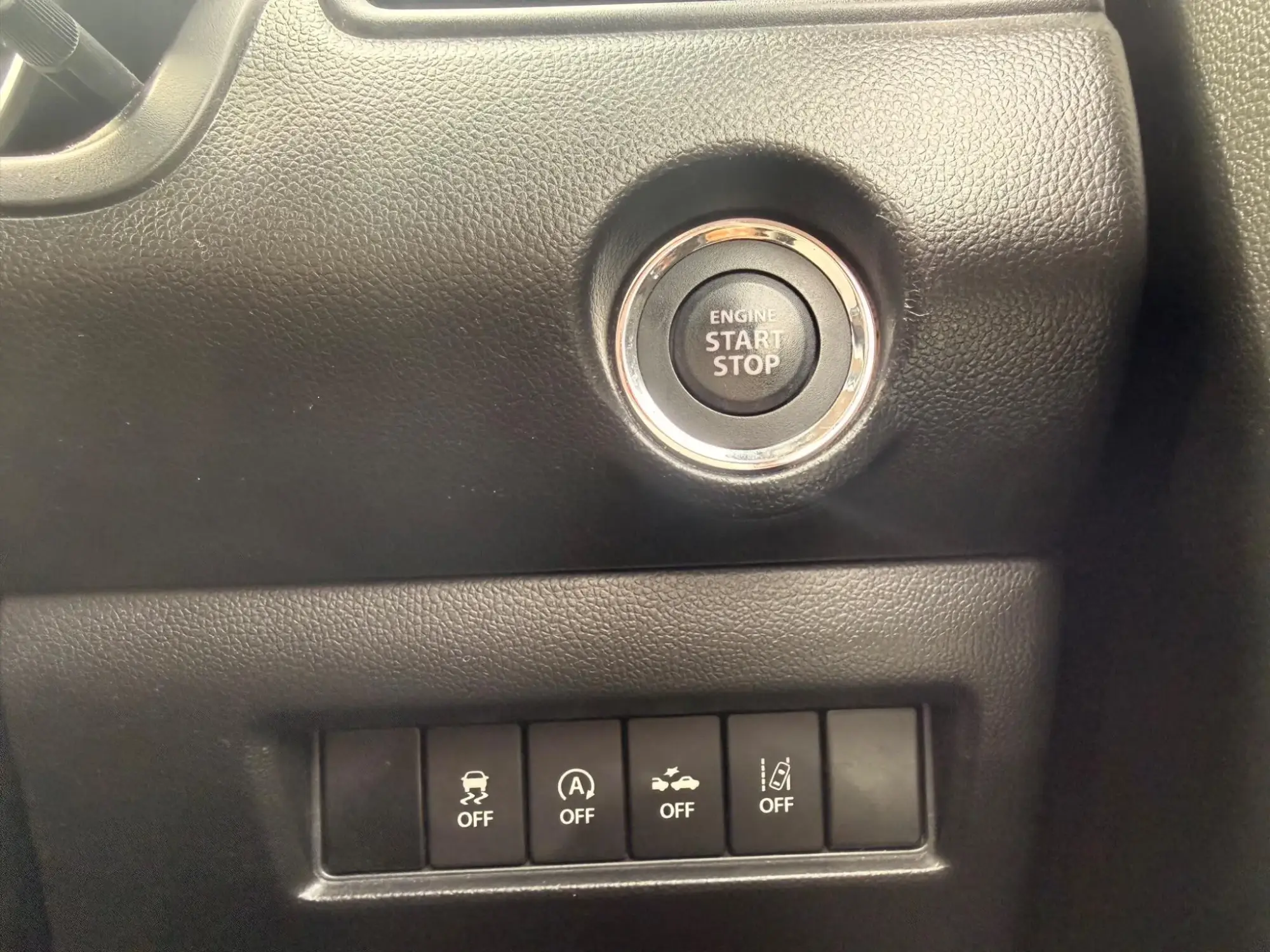 Suzuki Swift Image 18