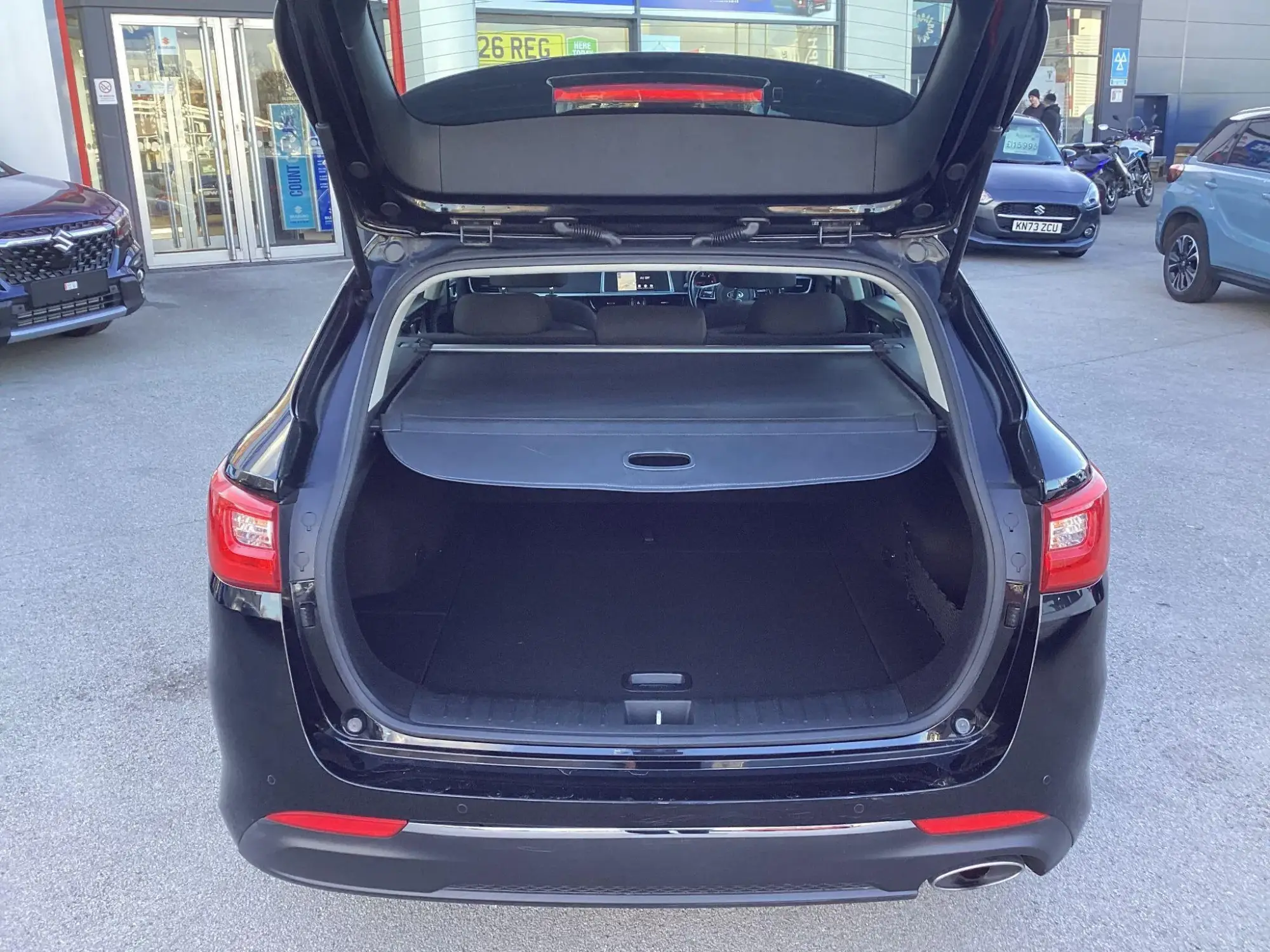 Kia Optima Image 10