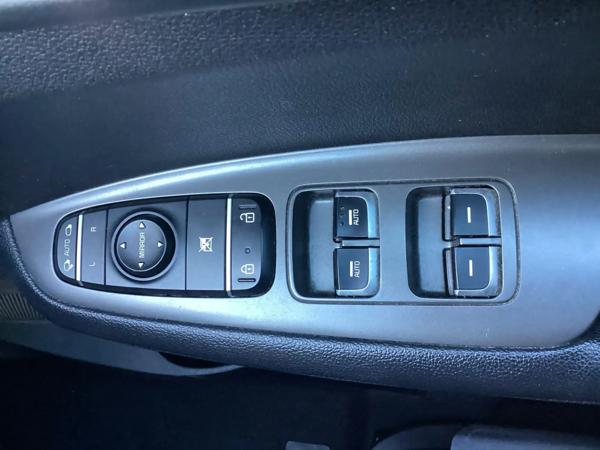 Kia Optima Image 14