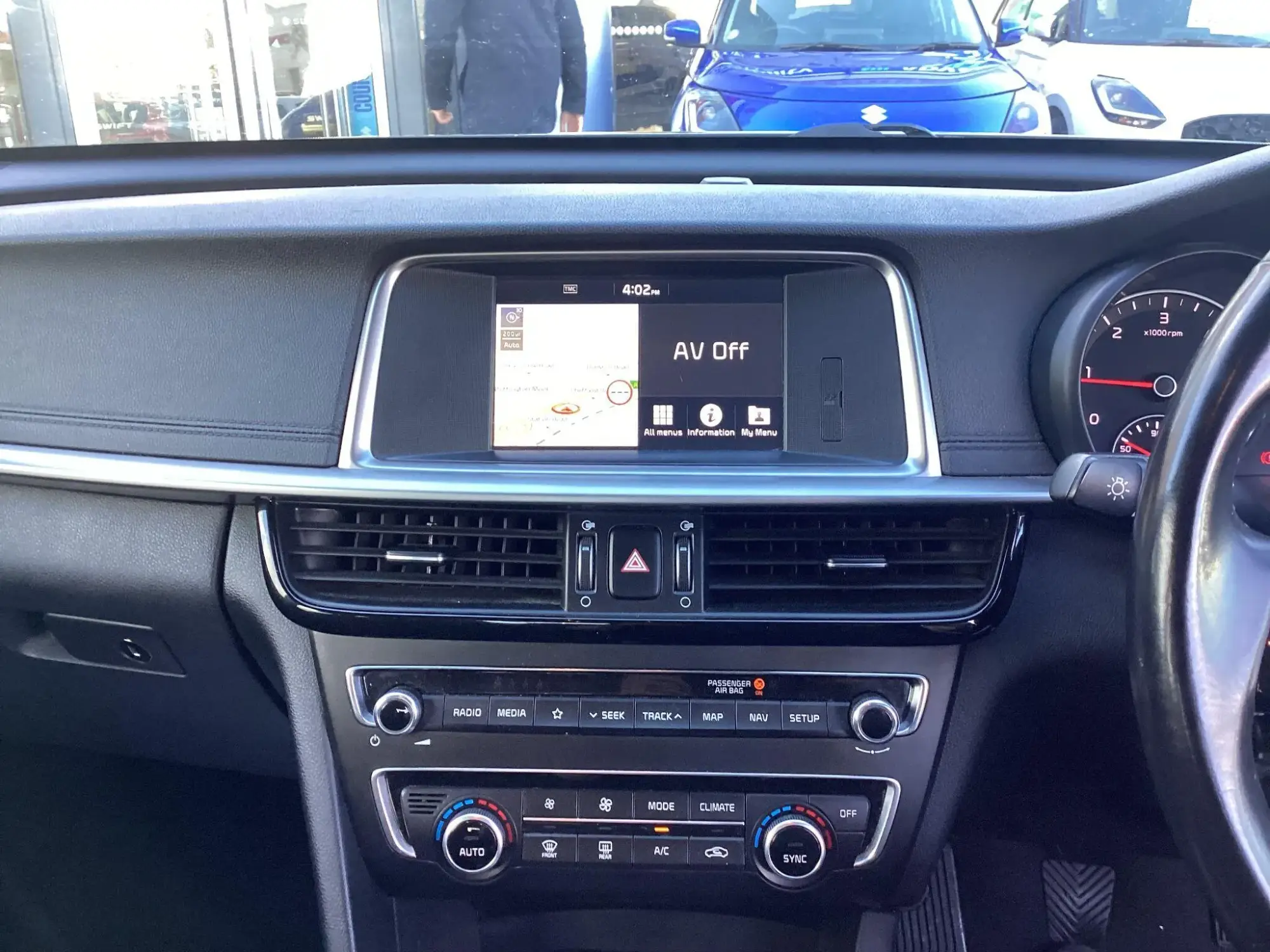 Kia Optima Image 16