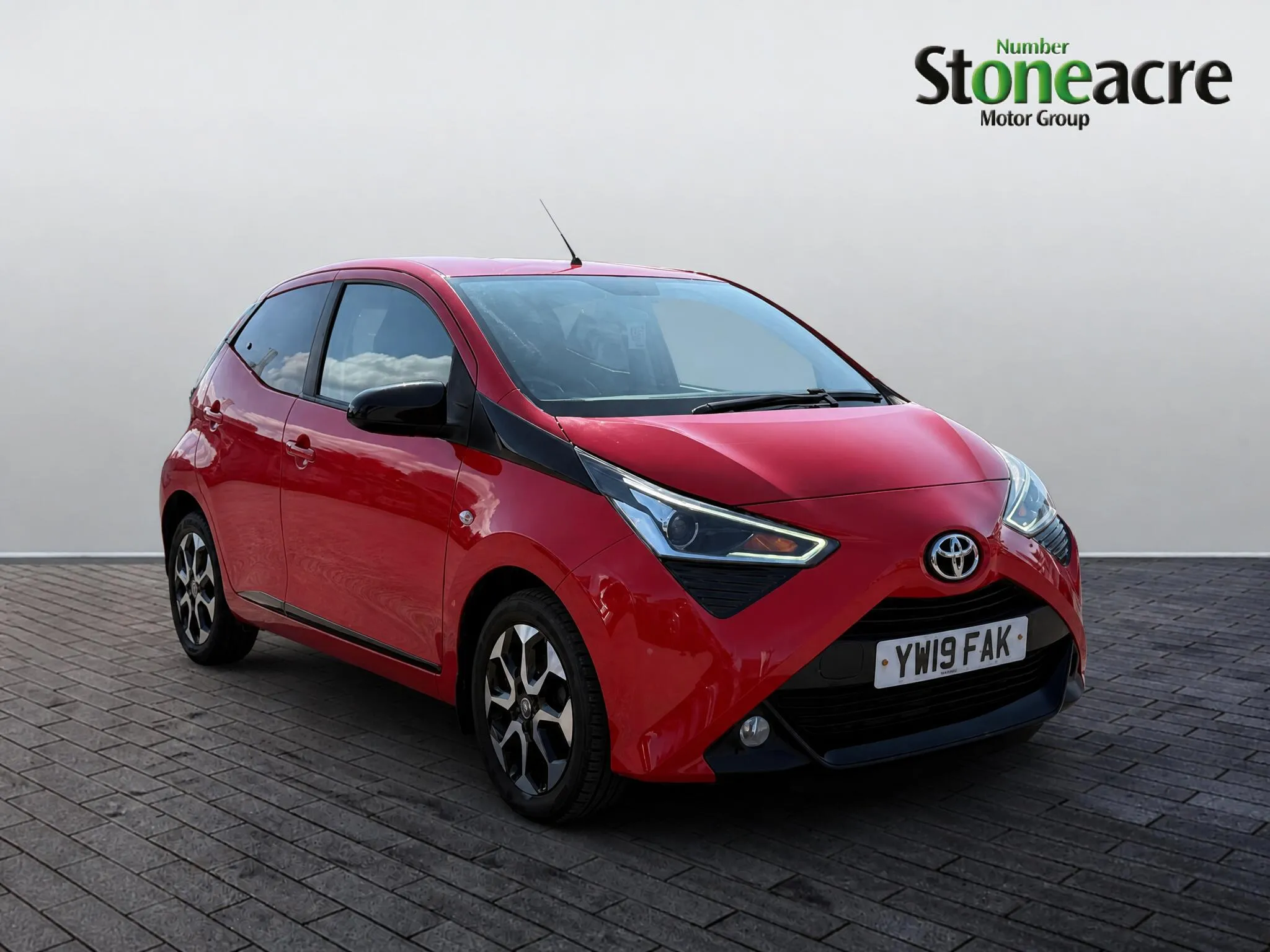 Toyota AYGO listing photo