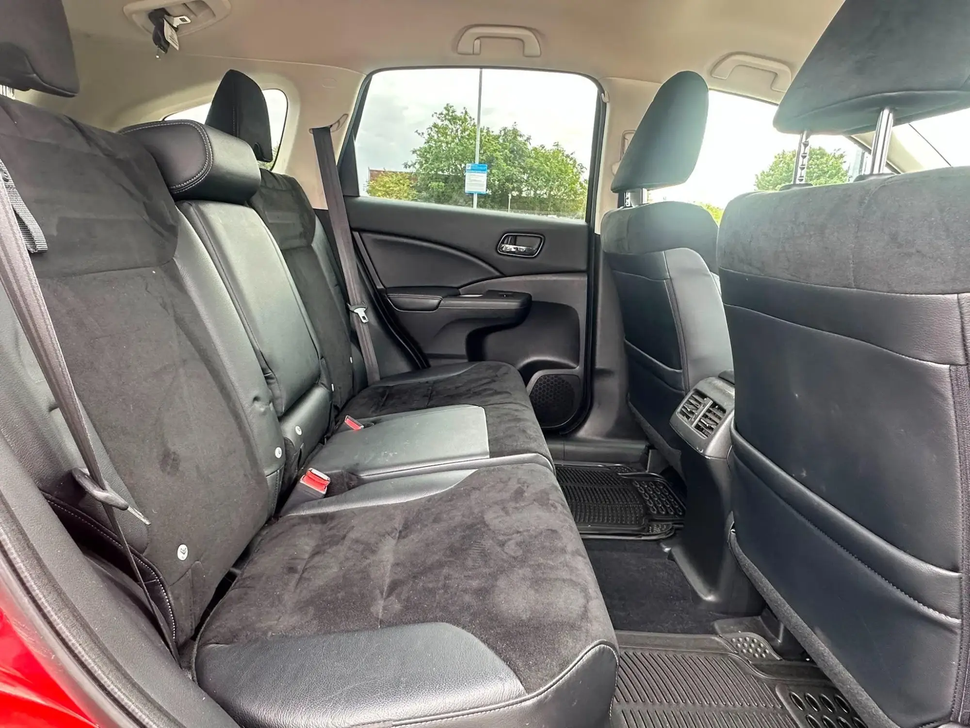 Honda CR-V Image 15