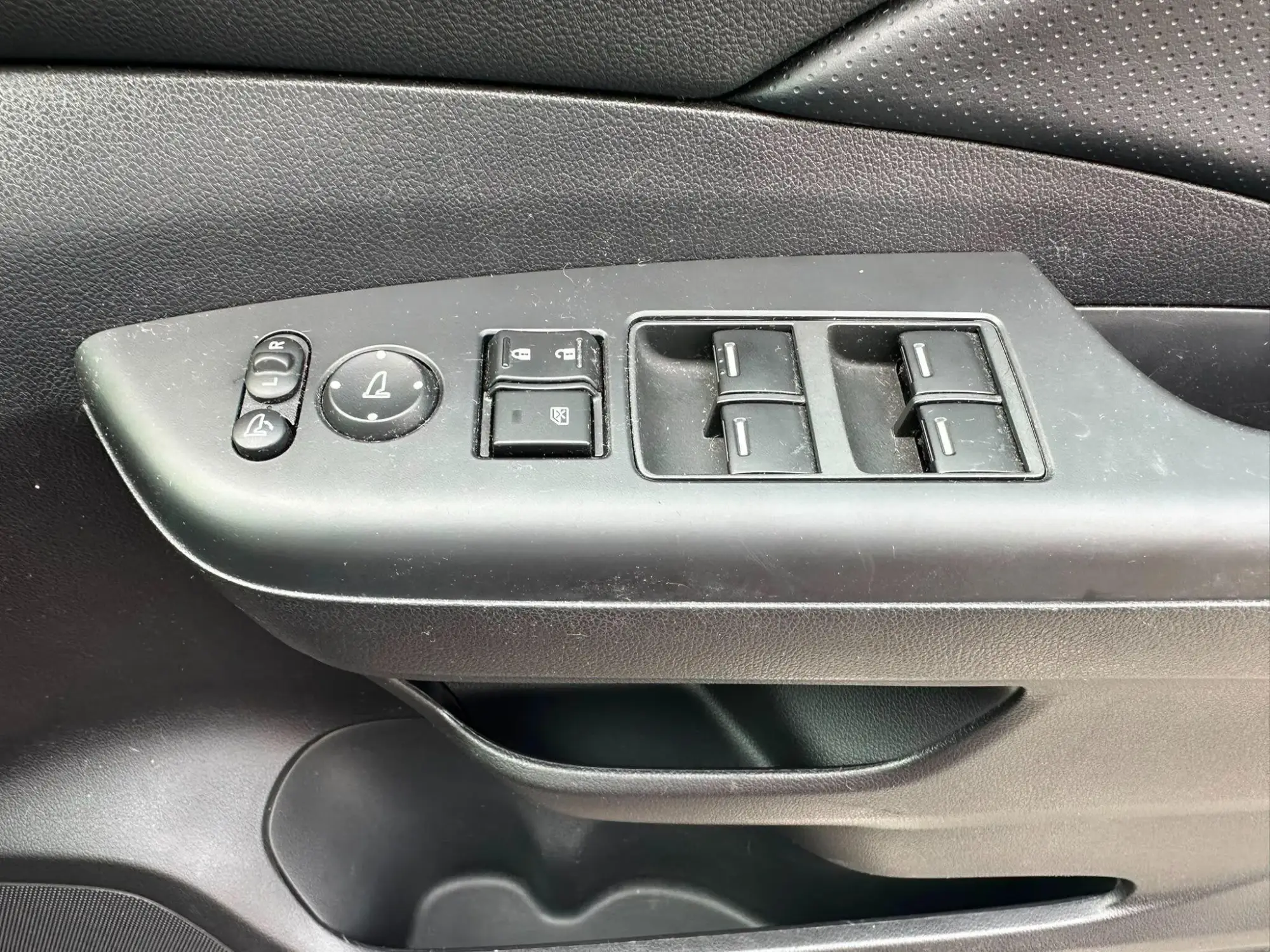 Honda CR-V Image 24