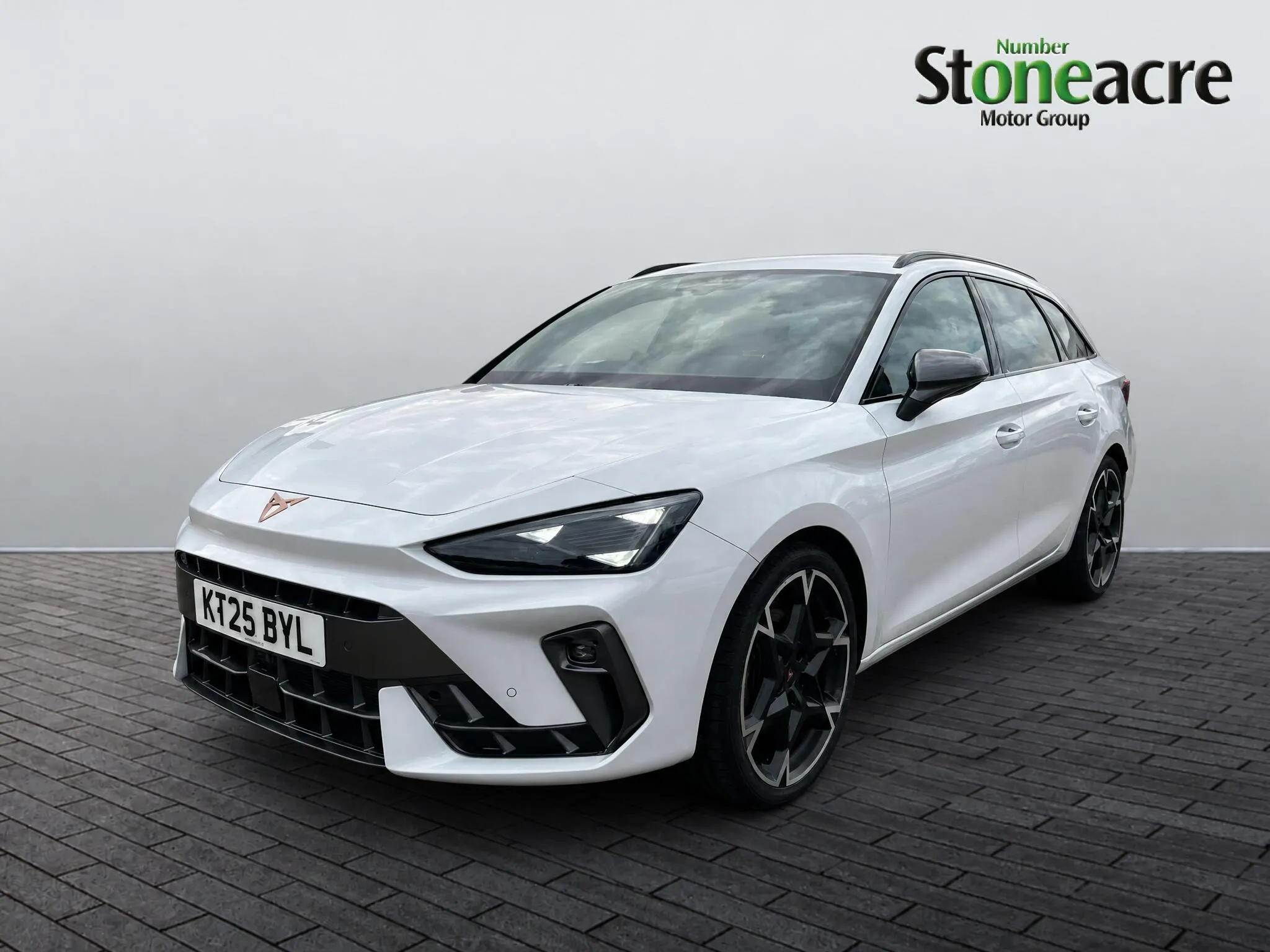 Cupra Leon listing photo