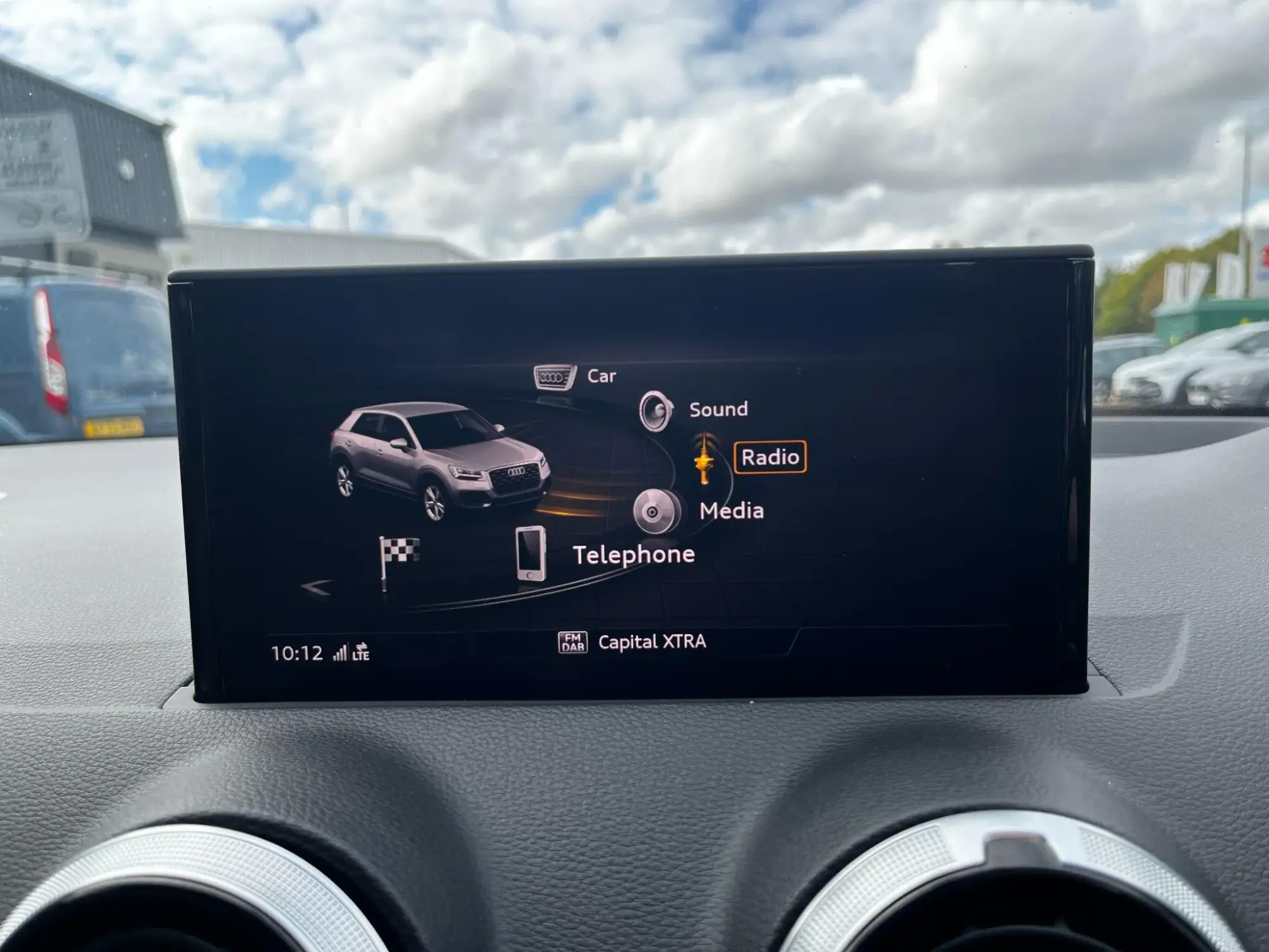 Audi Q2 Image 21