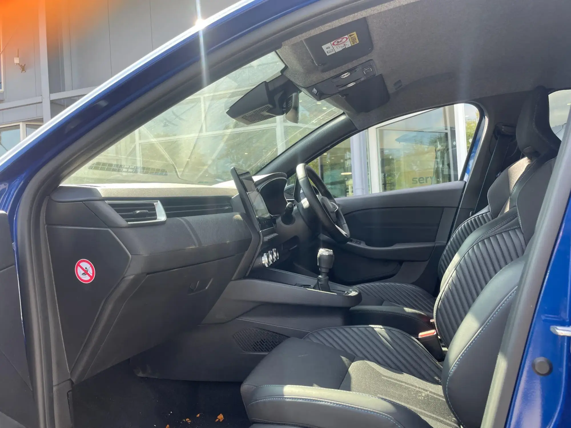 Renault Clio Image 24
