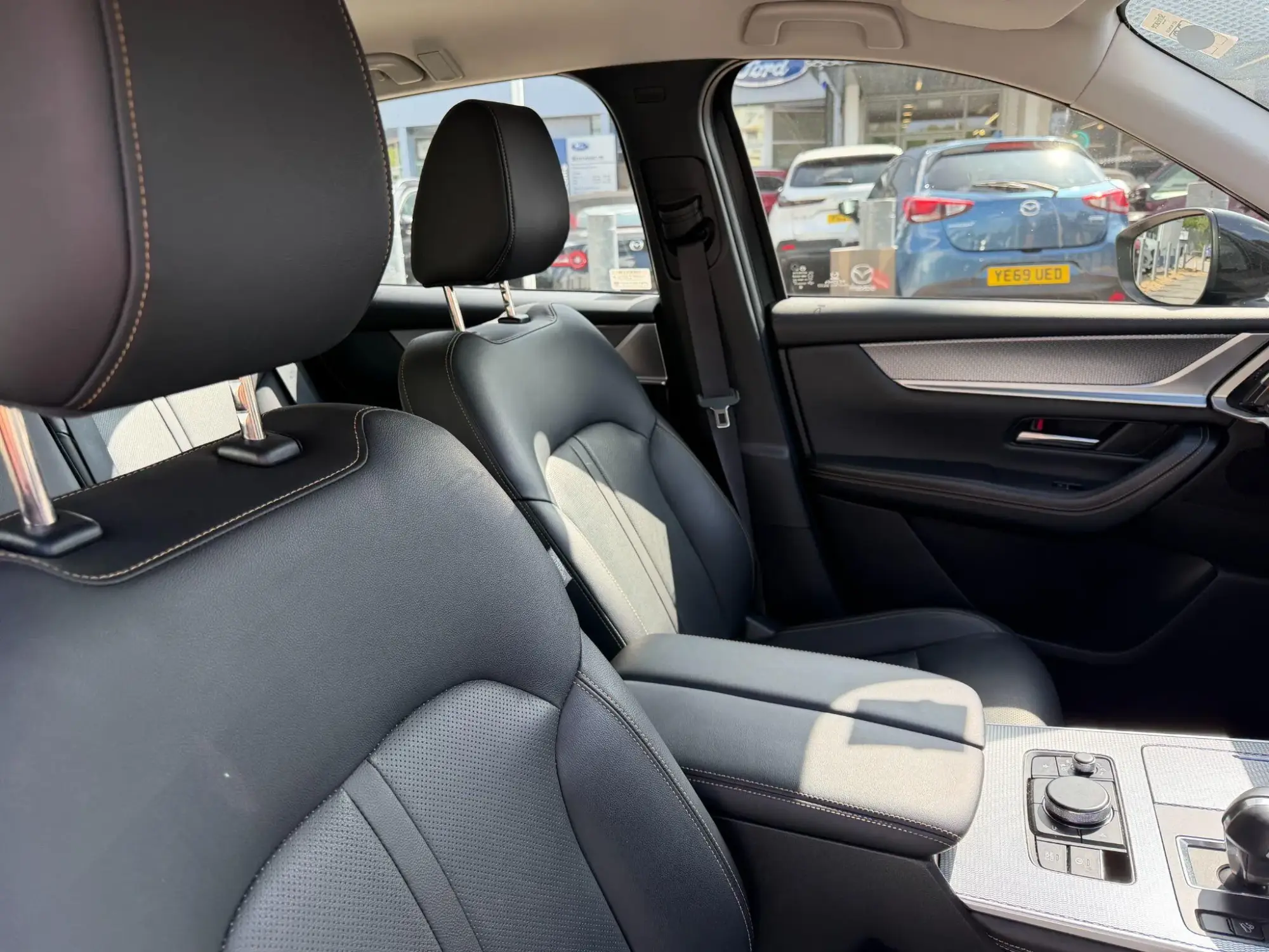 Mazda CX-60 PHEV Image 11