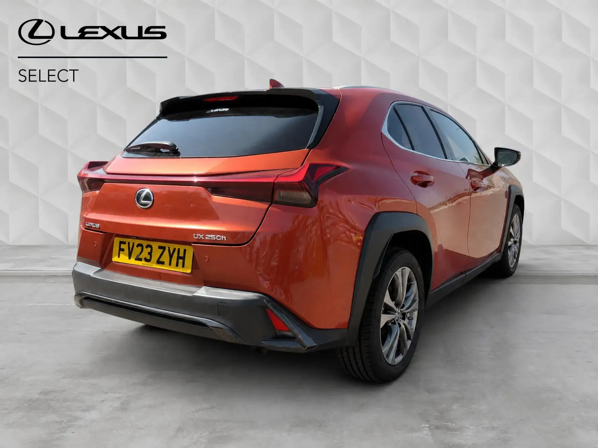 Lexus UX Self-Charging Hybrid Image 3 Lexus UX Self-Charging Hybrid Image 3