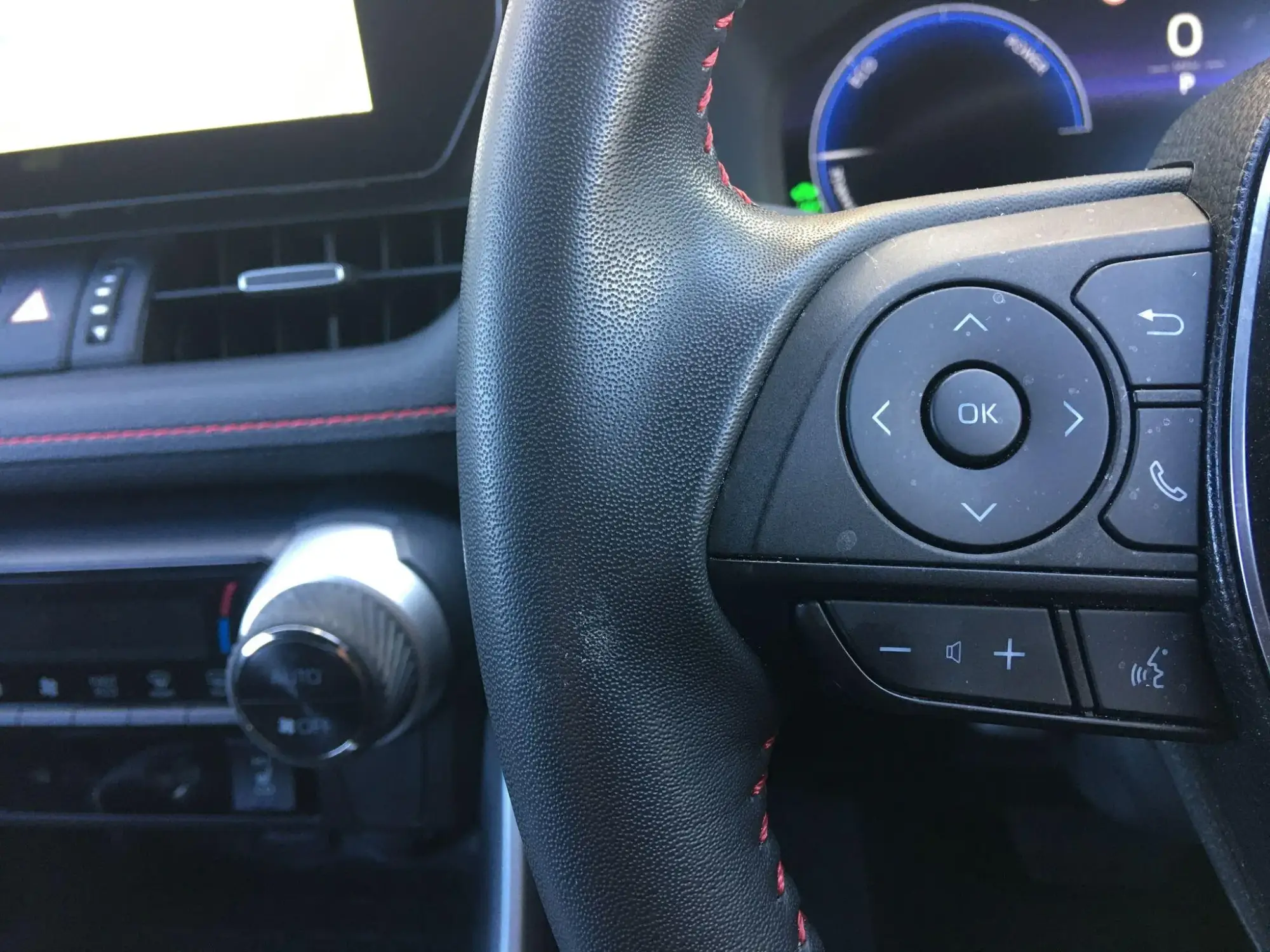 Toyota RAV4 Plug-in Hybrid Image 21