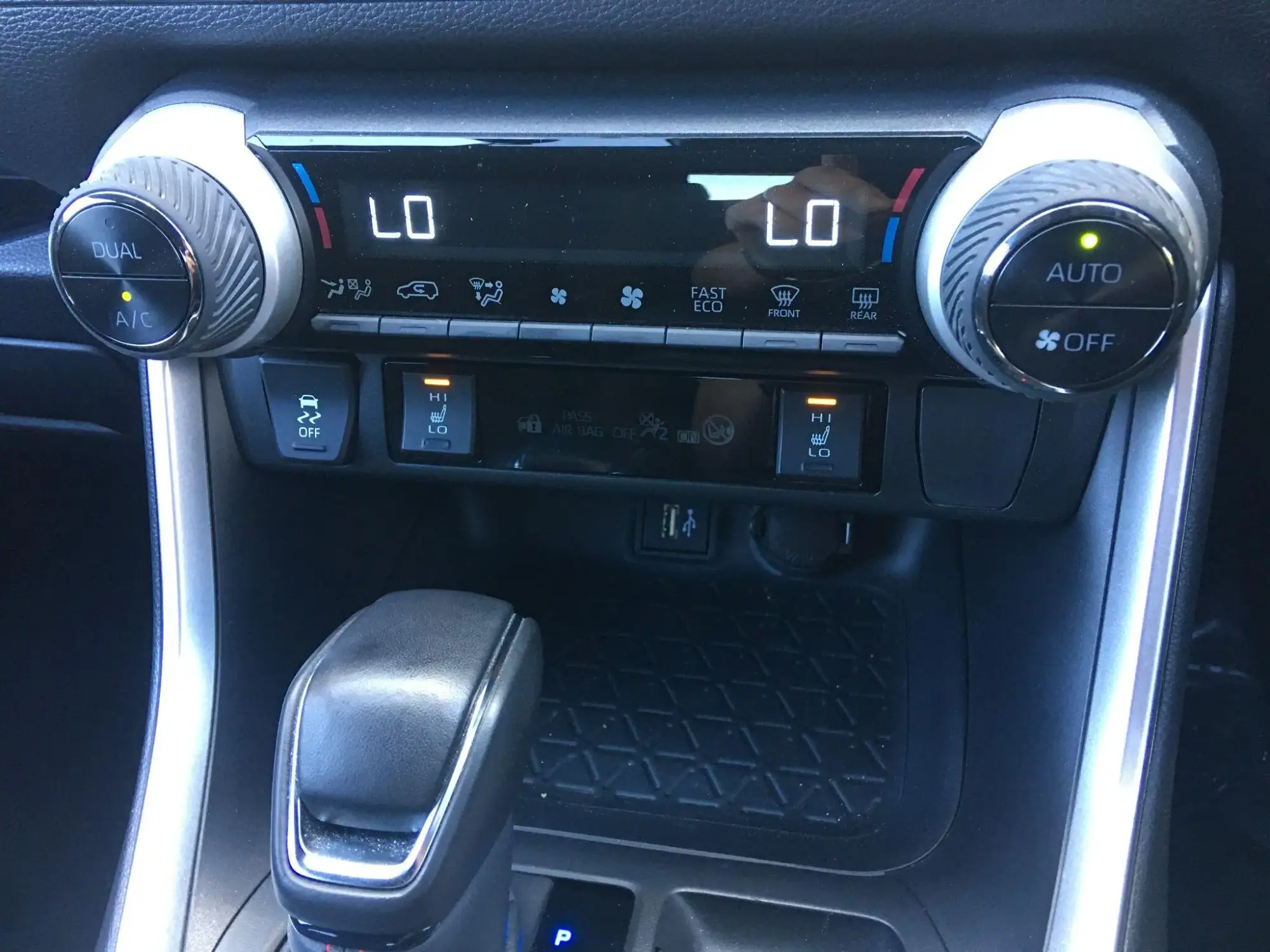 Toyota RAV4 Plug-in Hybrid Image 23