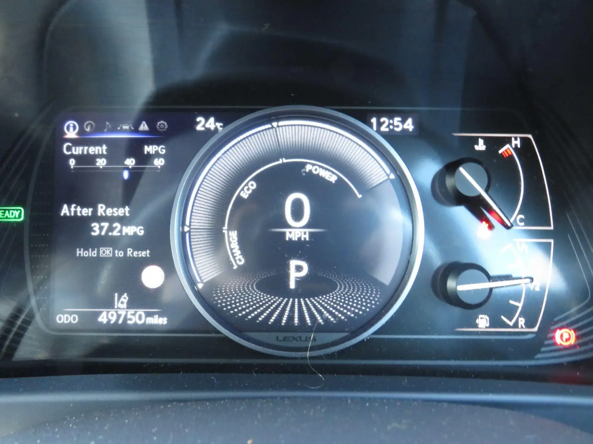 Lexus UX Self-Charging Hybrid Image 13 Lexus UX Self-Charging Hybrid Image 13