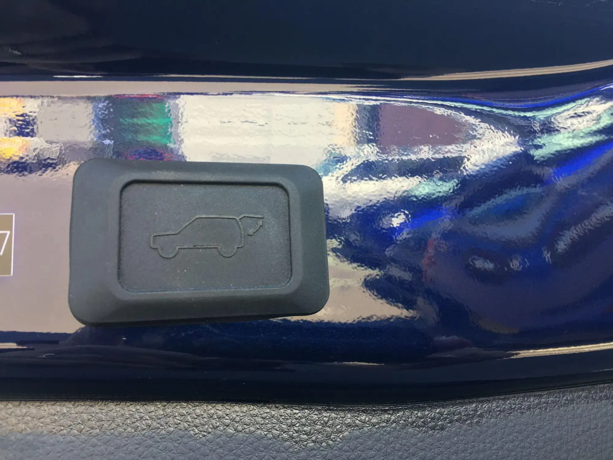Toyota RAV4 Plug-in Hybrid Image 30