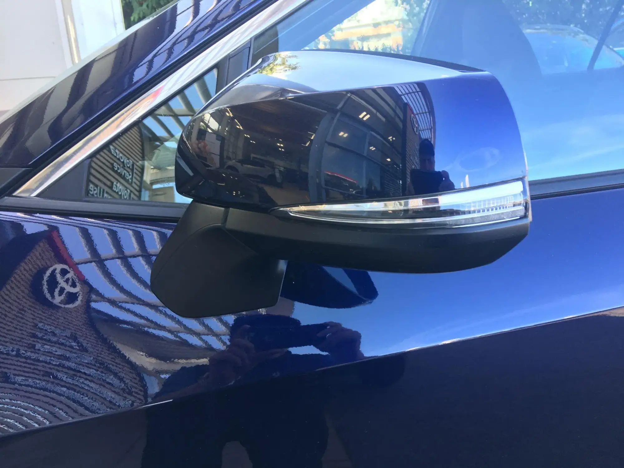 Toyota RAV4 Plug-in Hybrid Image 32