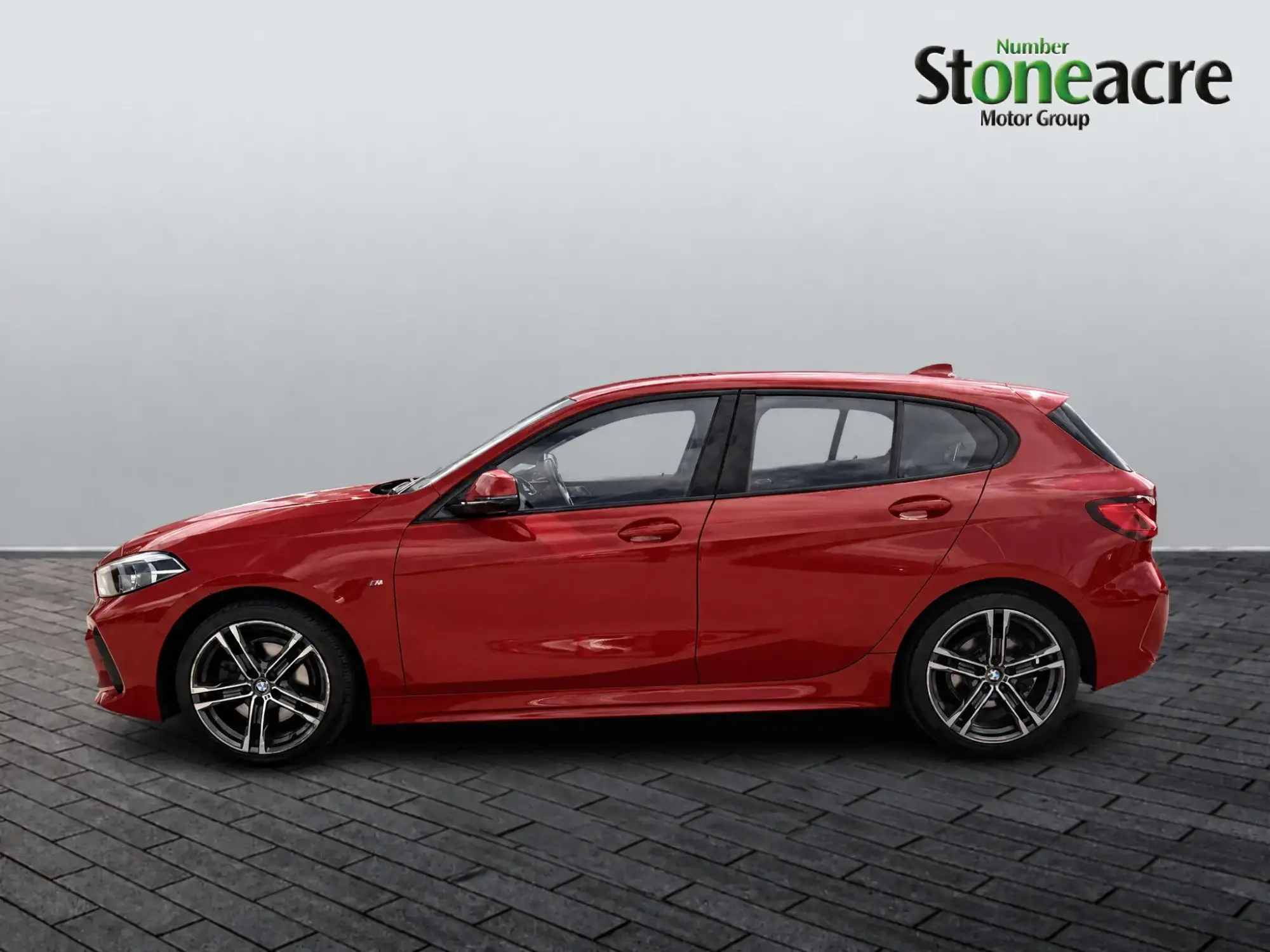 BMW 1 Series Image 6