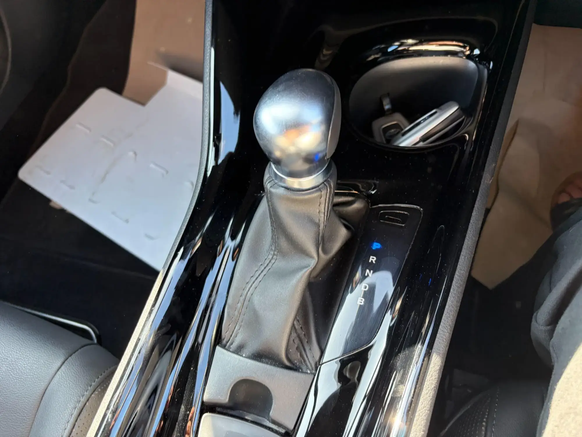 Toyota C-HR Self-Charging Hybrid Image 11