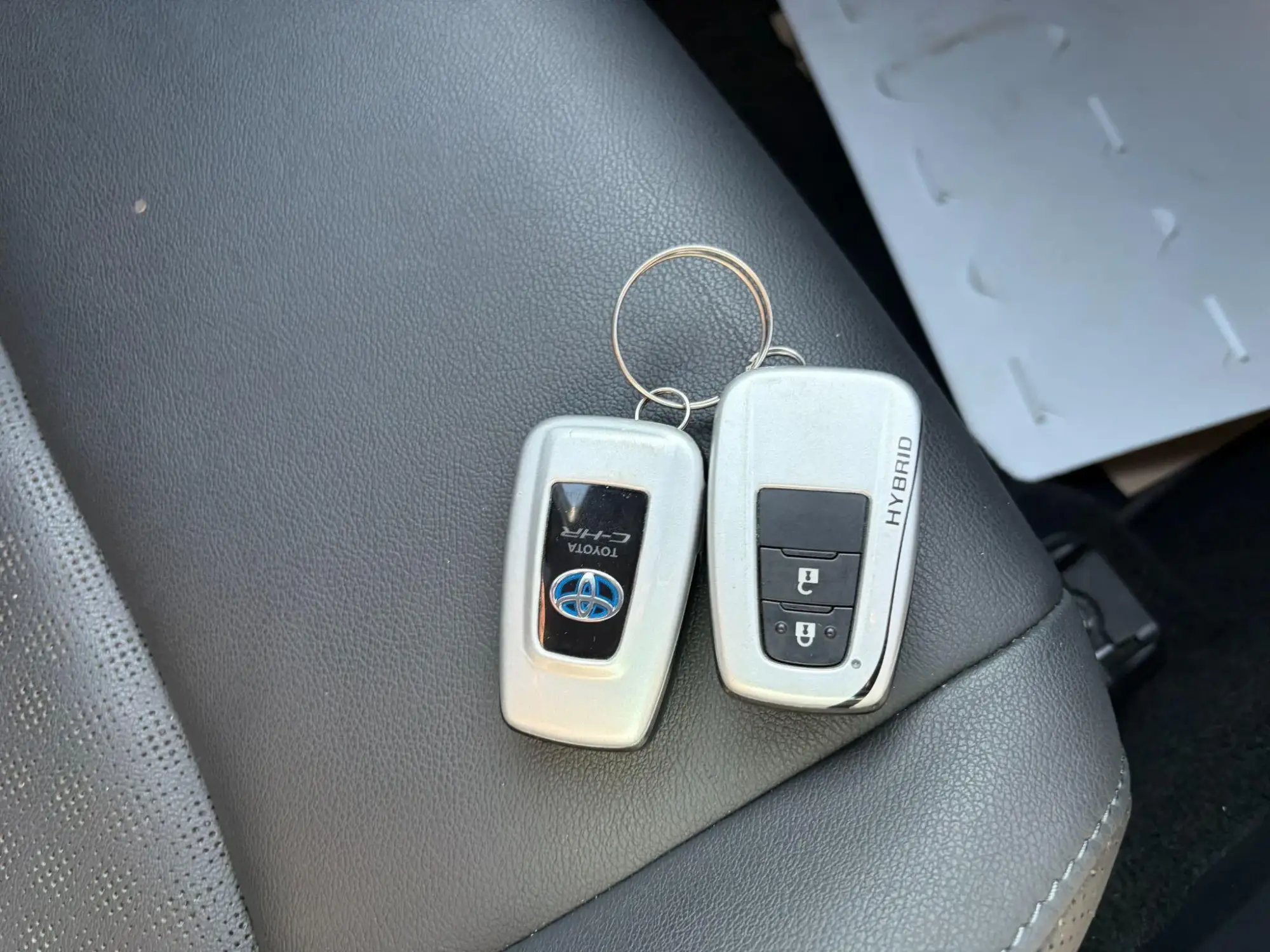 Toyota C-HR Self-Charging Hybrid Image 15