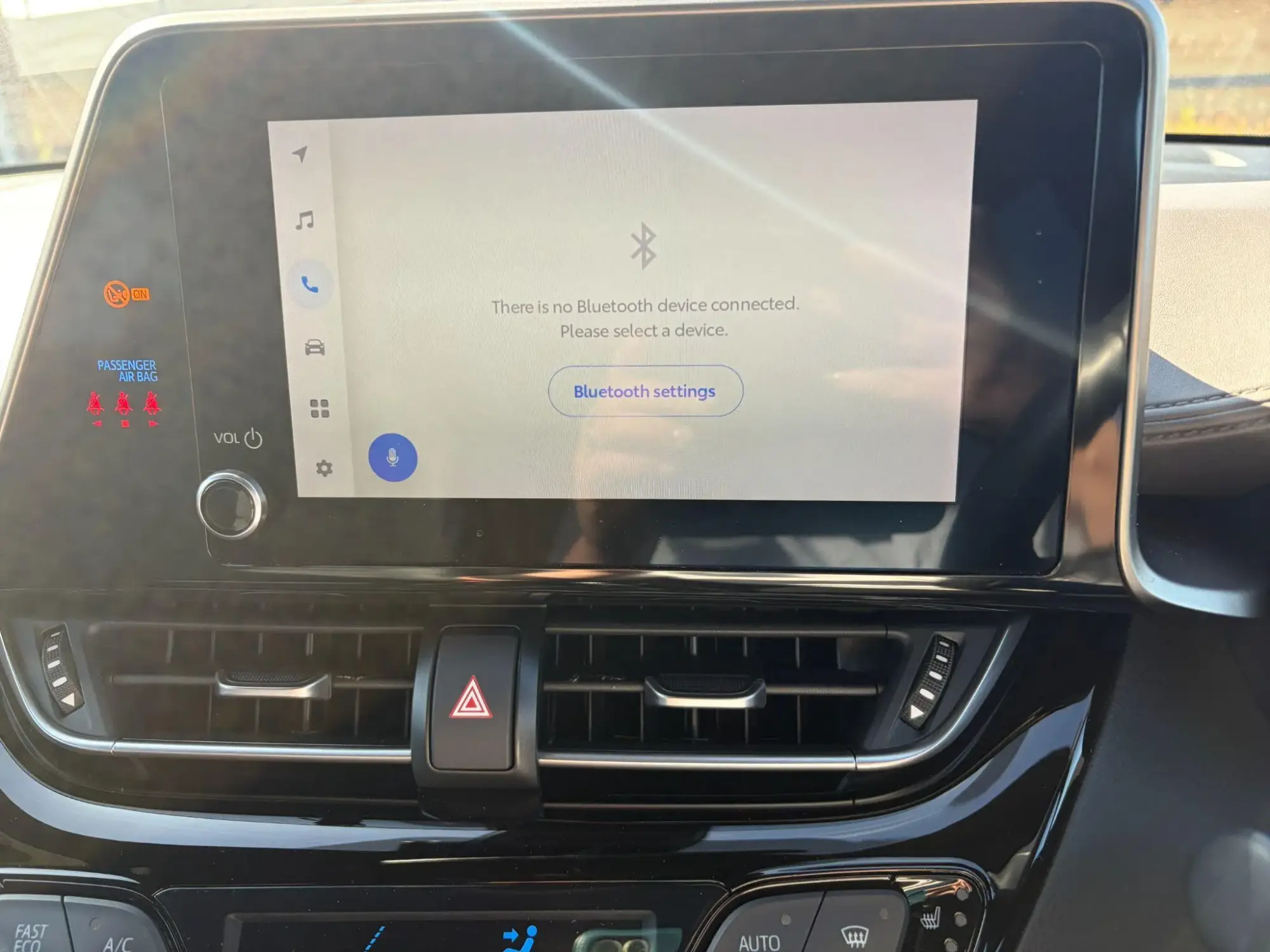 Toyota C-HR Self-Charging Hybrid Image 19