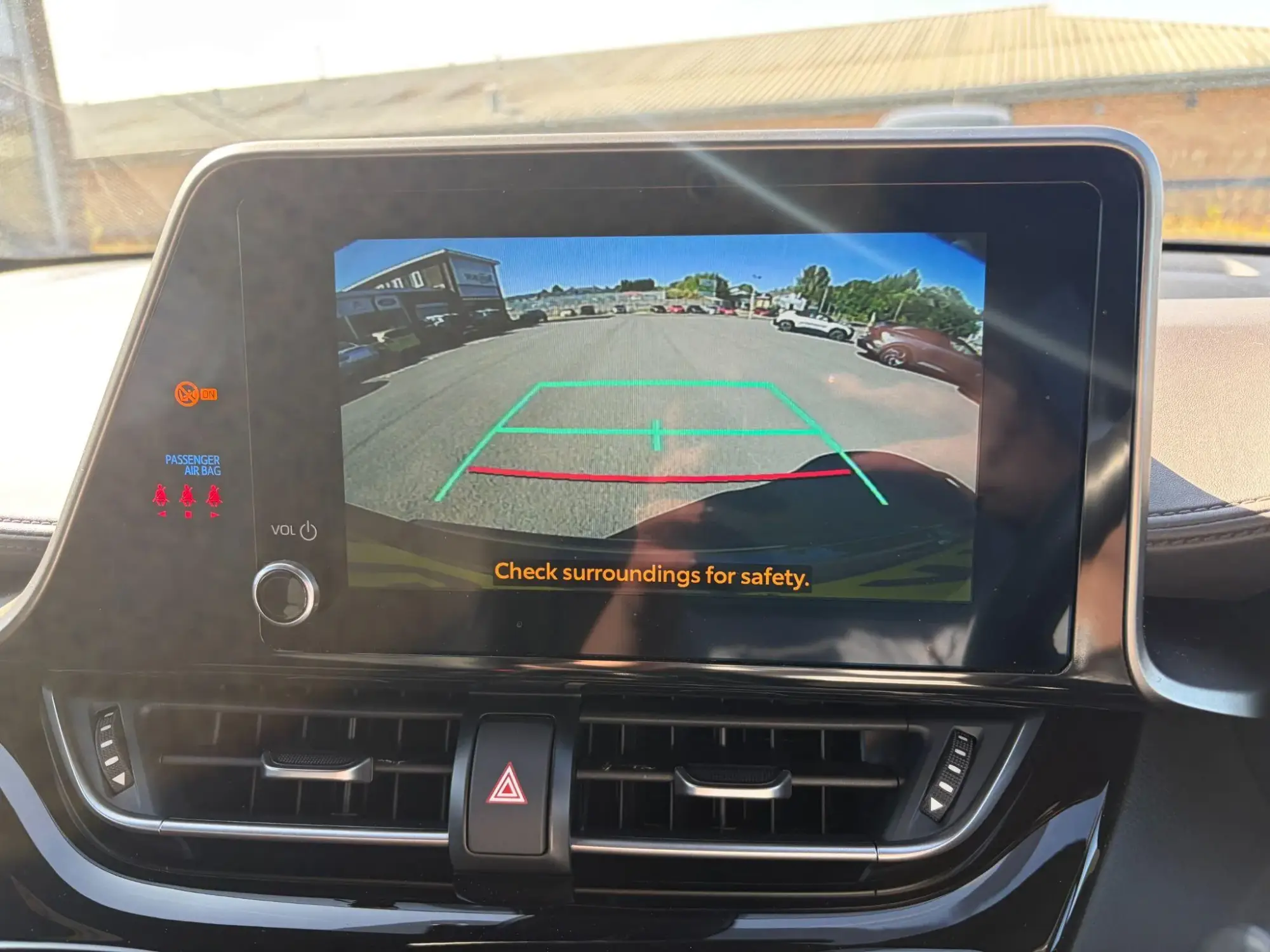 Toyota C-HR Self-Charging Hybrid Image 21