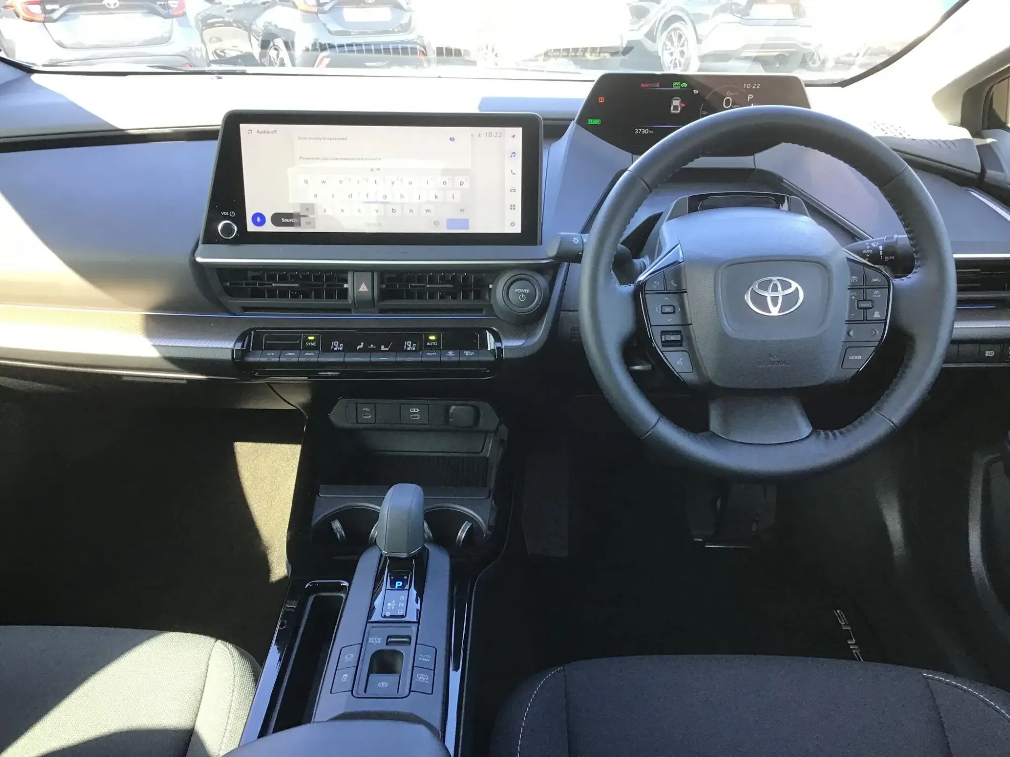 Toyota Prius Plug-in Hybrid Image 5 Toyota Prius Plug-in Hybrid Image 5