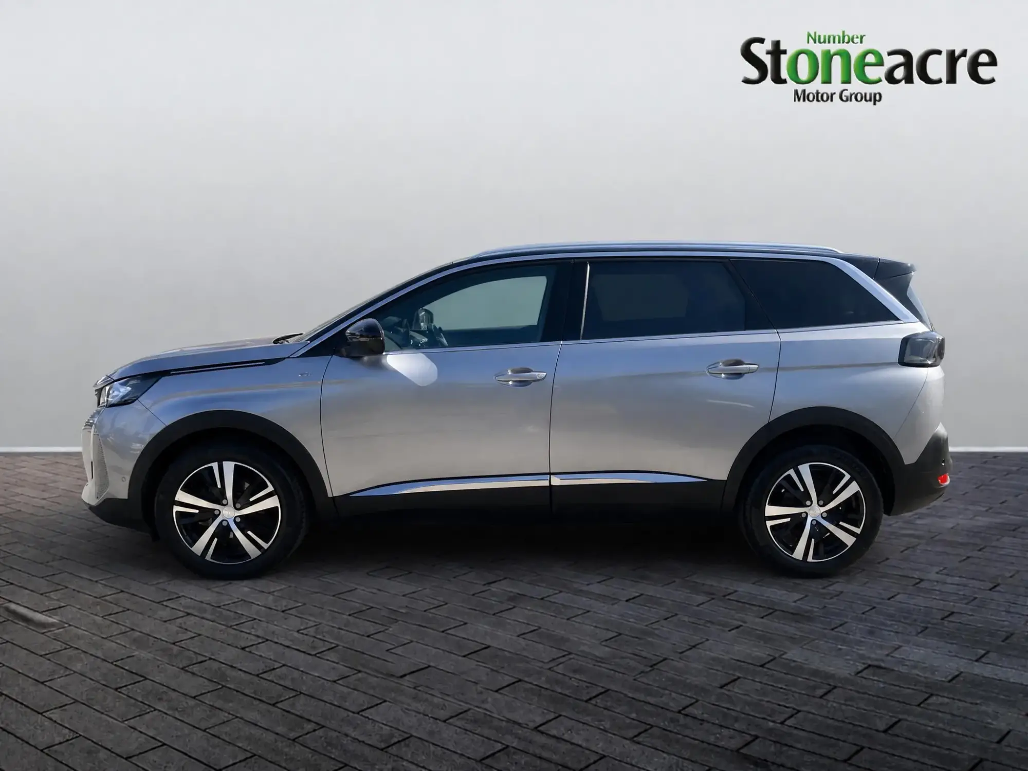 Peugeot 5008 Image 6