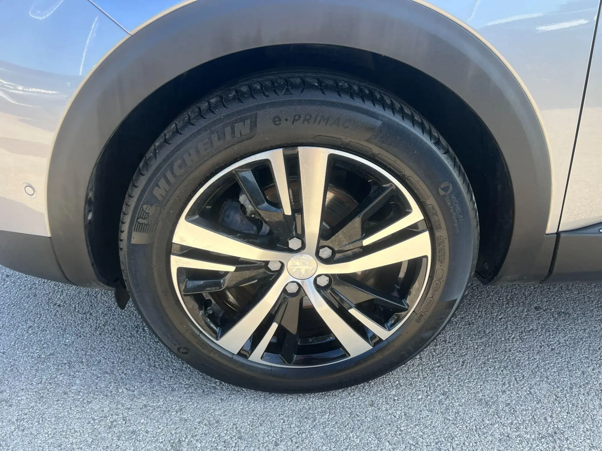 Peugeot 5008 Image 12