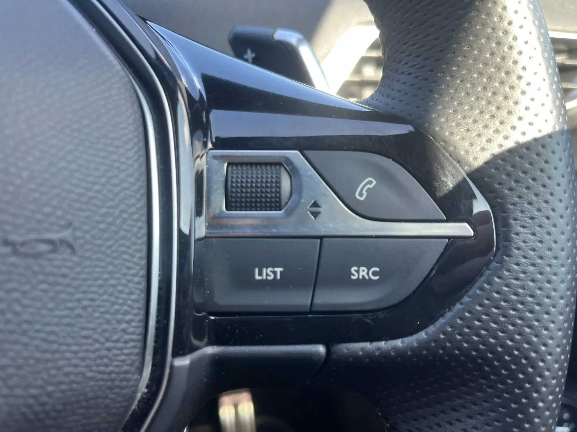 Peugeot 5008 Image 25