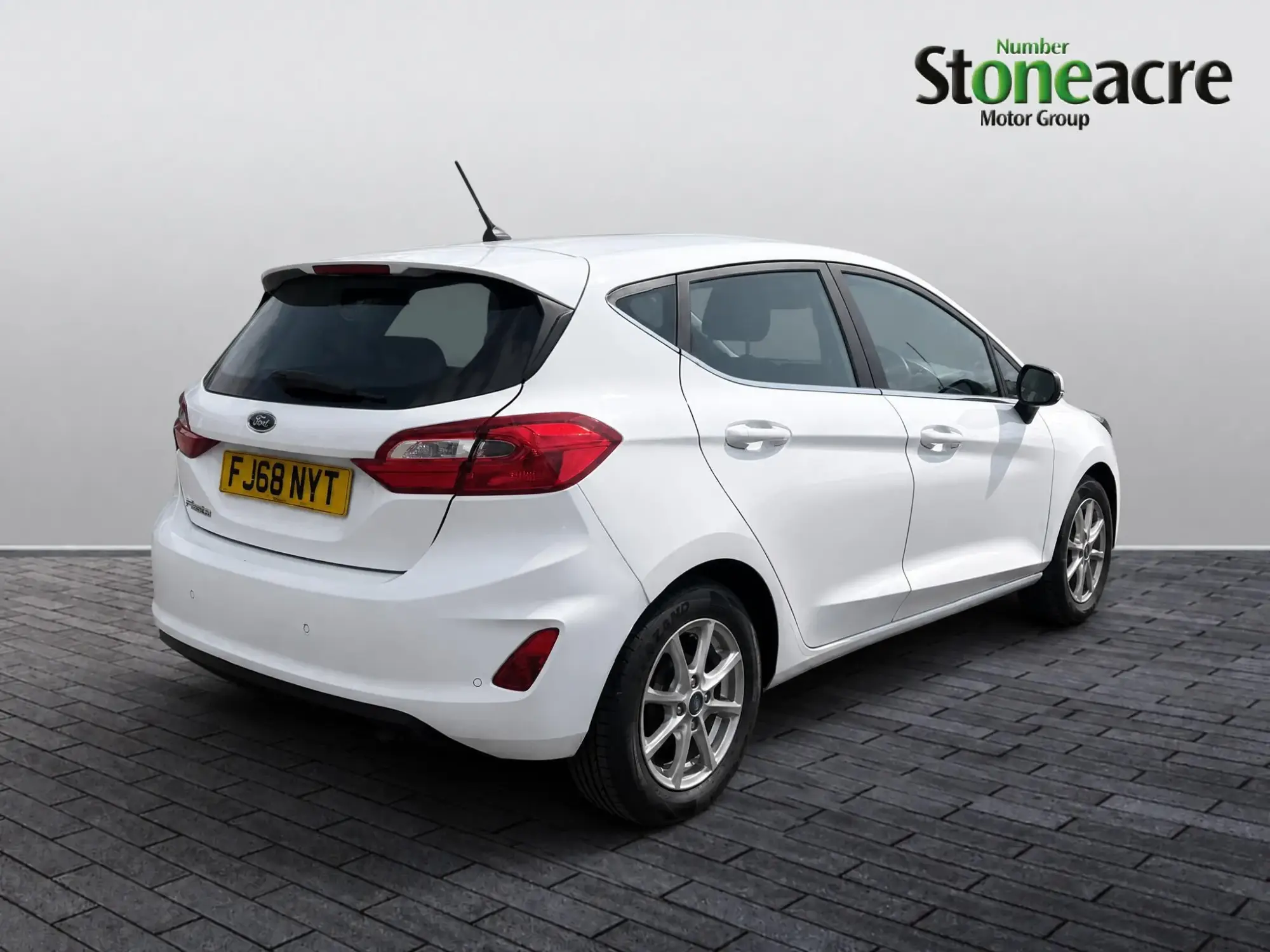 Ford Fiesta Image 8